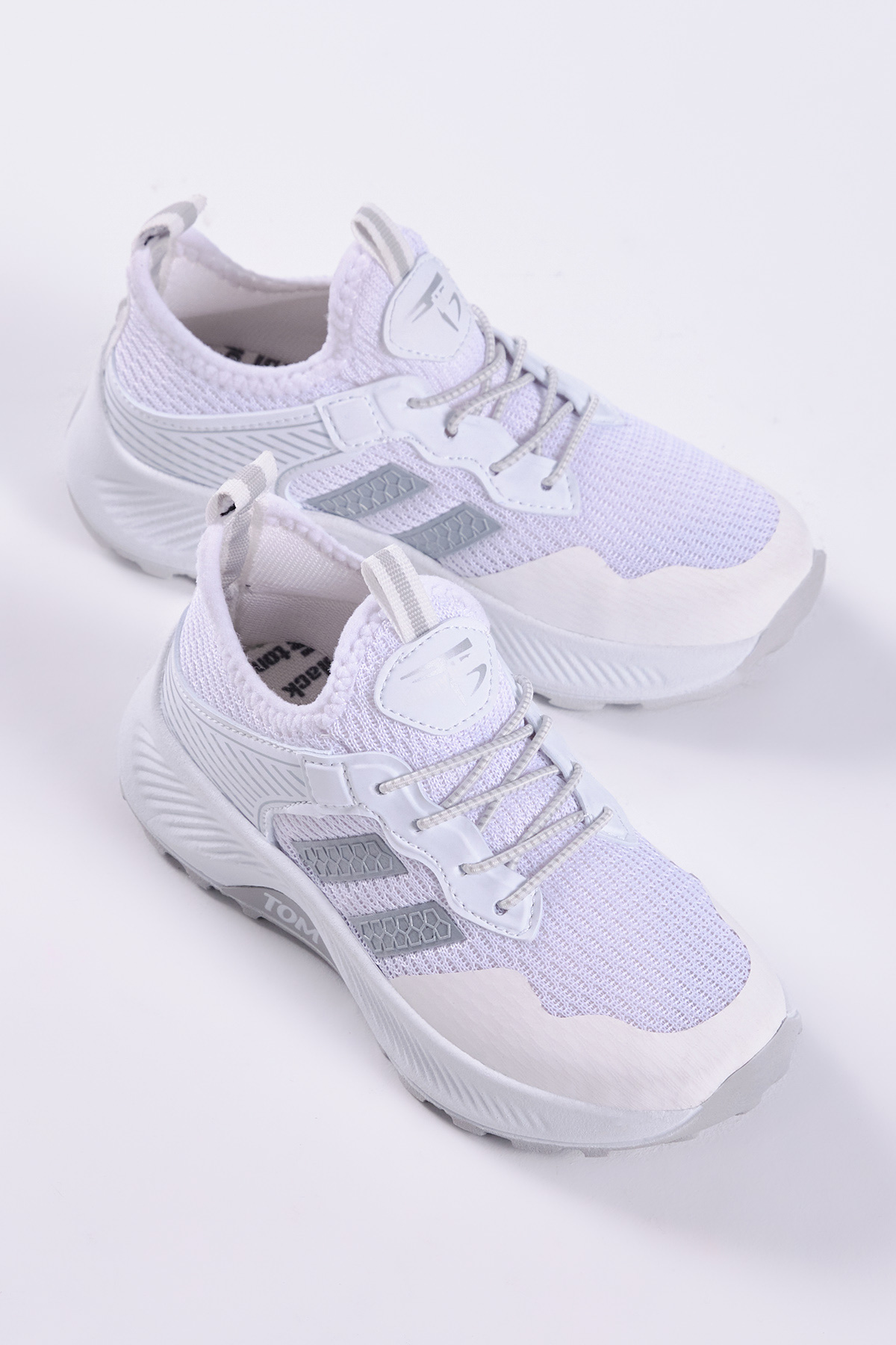 Çocuk Unisex Beyaz Gümüş Rahat Kalıp Nefes Alabilen Kumaş Bağcıklı Sneaker