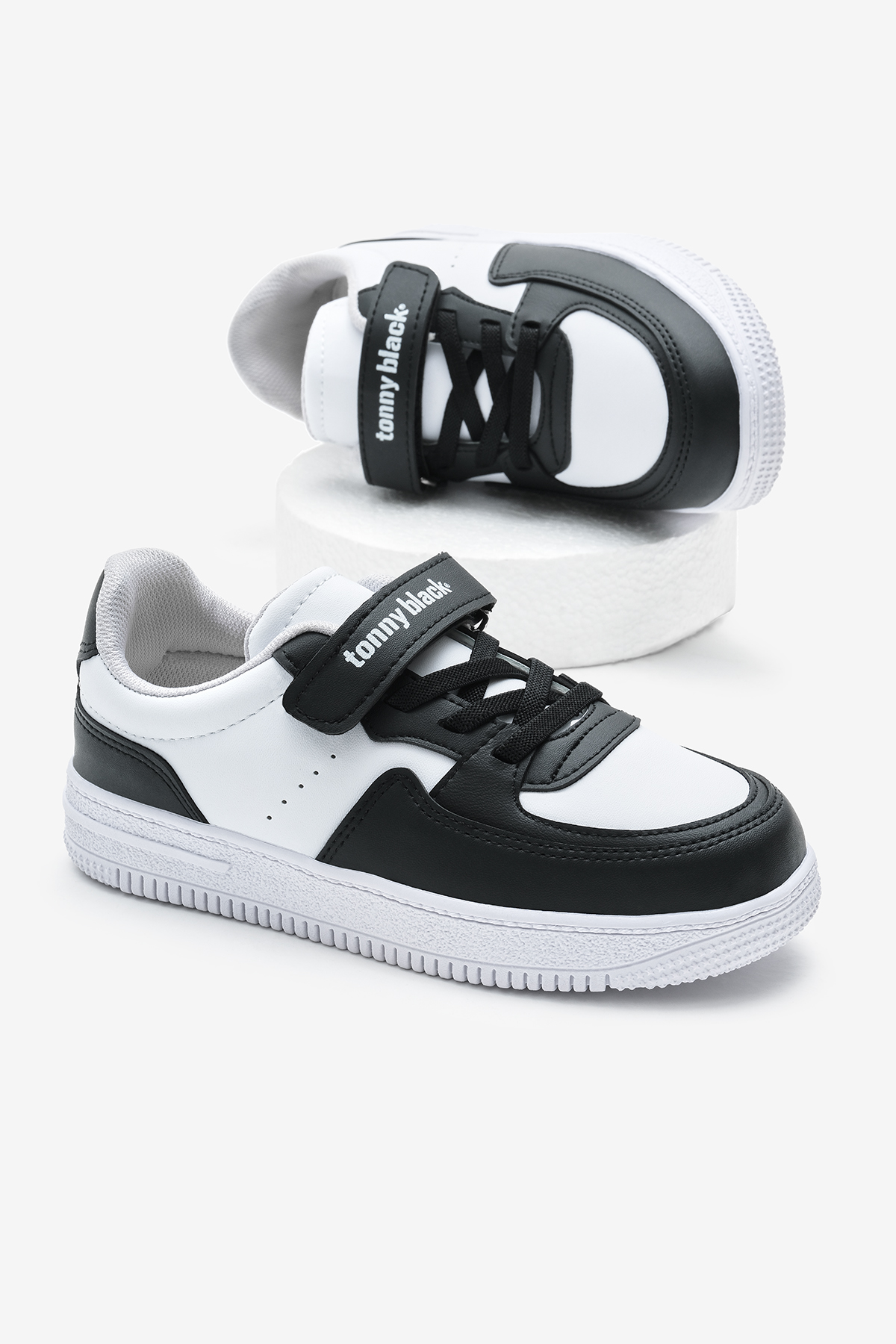 Çocuk Unisex Beyaz Siyah Termo Taban Cırtlı Lastik Bağcıklı Spor Ayakkabı