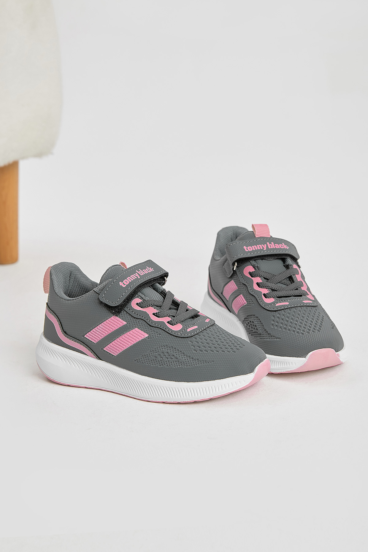 Çocuk Unisex Füme Pembe Eva Taban Yanı Şeritli File Detaylı Cırtlı Spor Ayakkabı