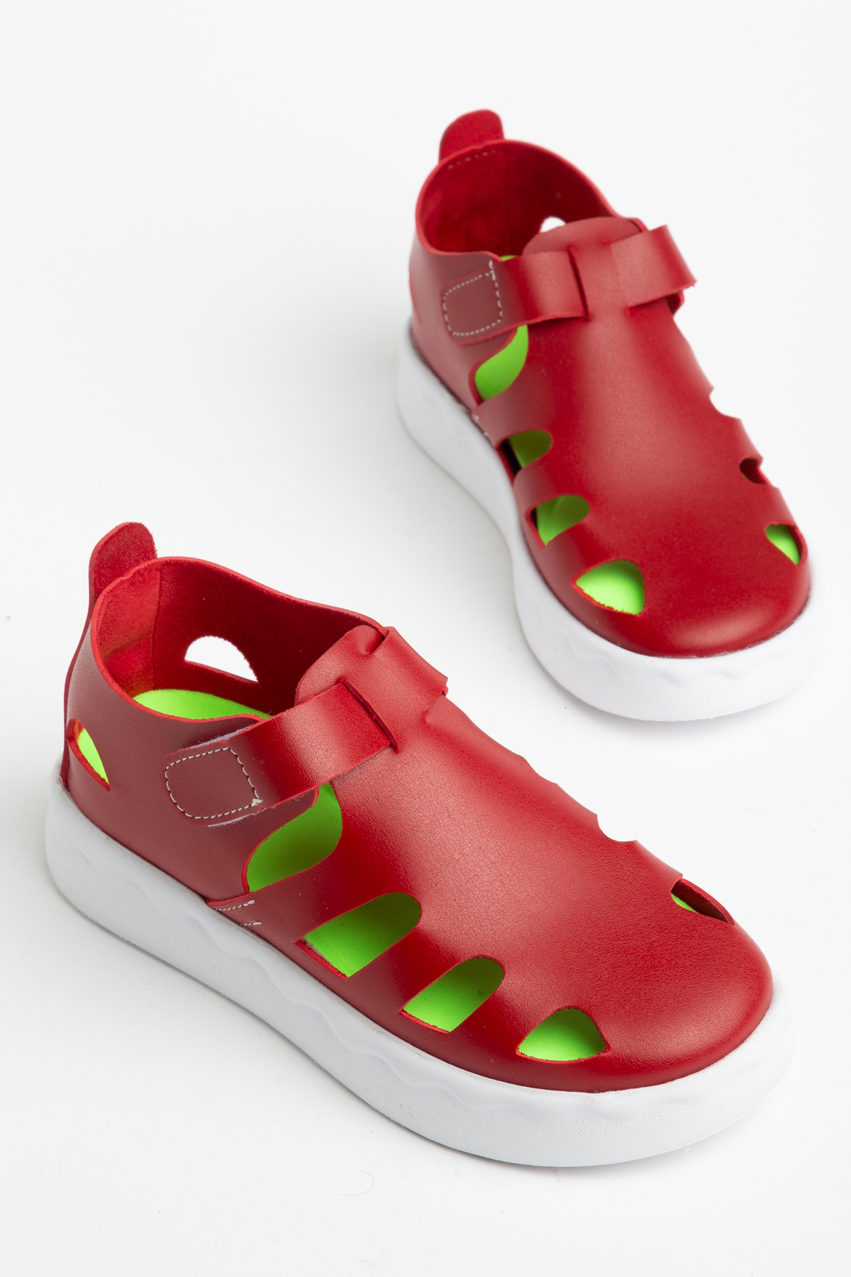 Çocuk Unisex Kırmızı Hafif Tabanlı Rahat Cırtlı Sandalet