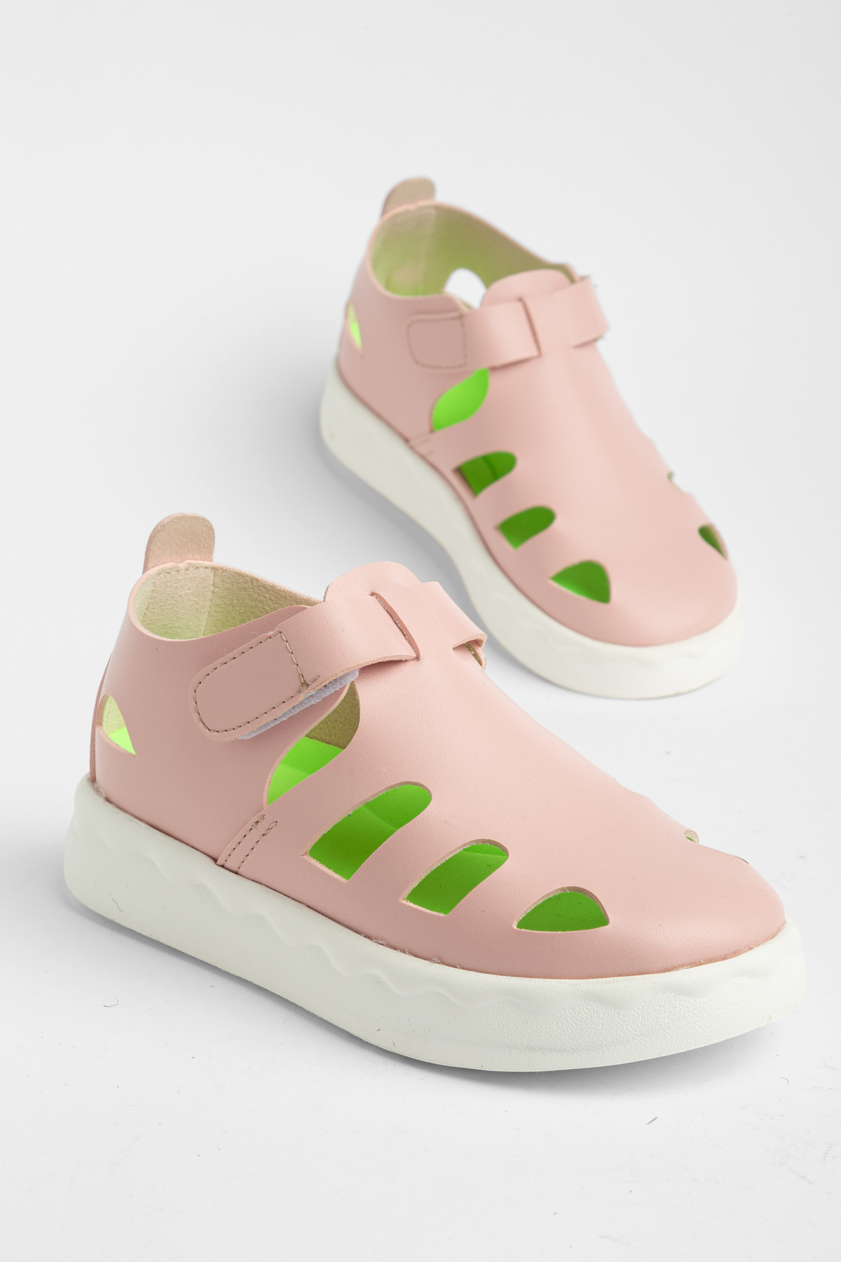 Çocuk Unisex Pudra Hafif Tabanlı Rahat Cırtlı Sandalet