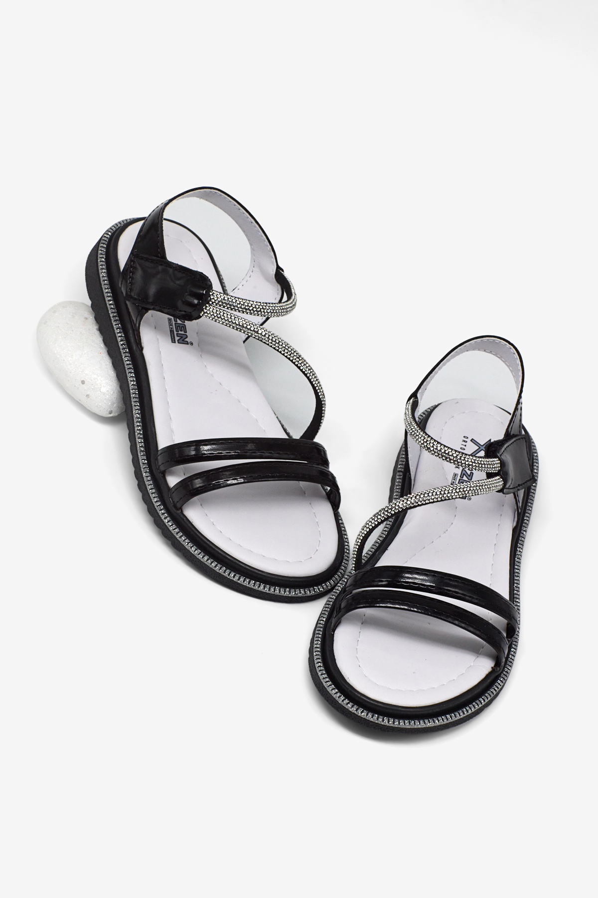 Çocuk Unisex Siyah Rugan Çocuk Sim Detaylı Sandalet