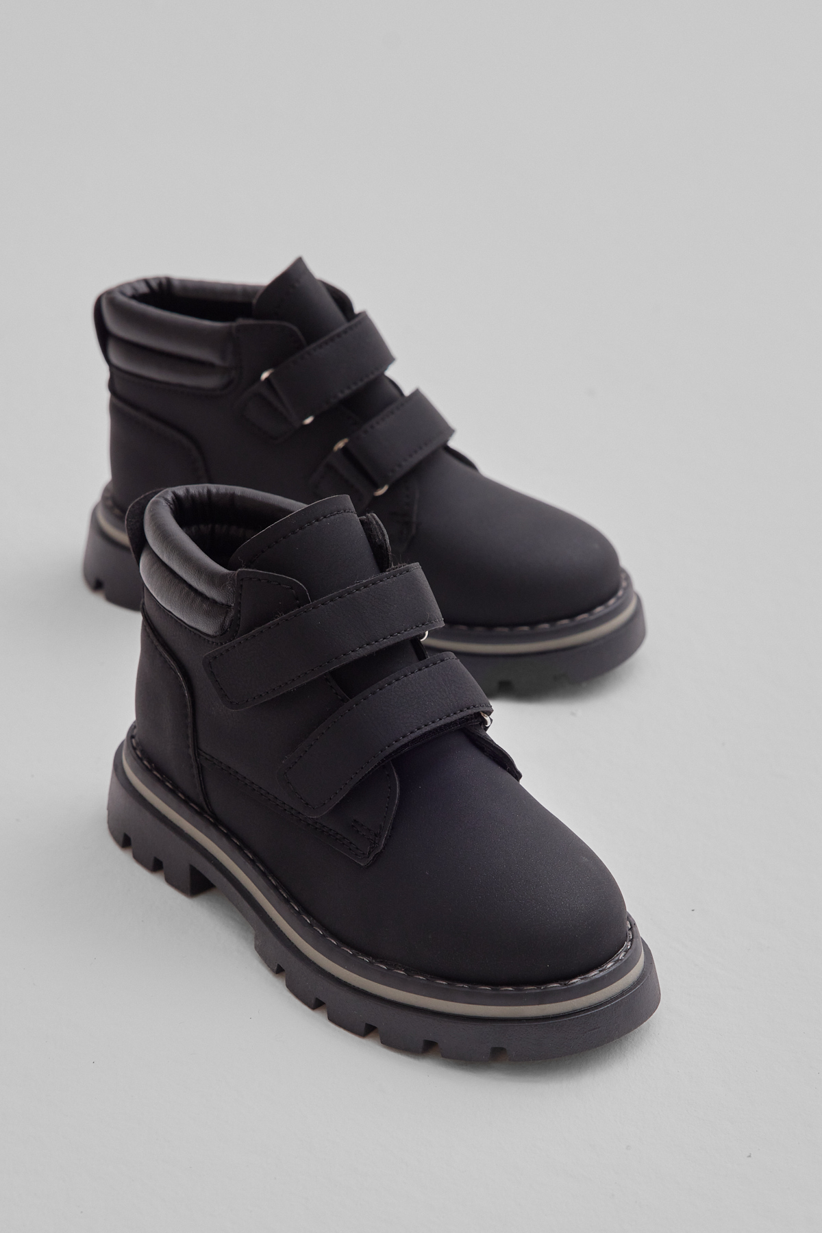 Çocuk Unisex Siyah Siyah Kalın Termo Taban Sıcak Astarlı Çift Cırtlı Bot