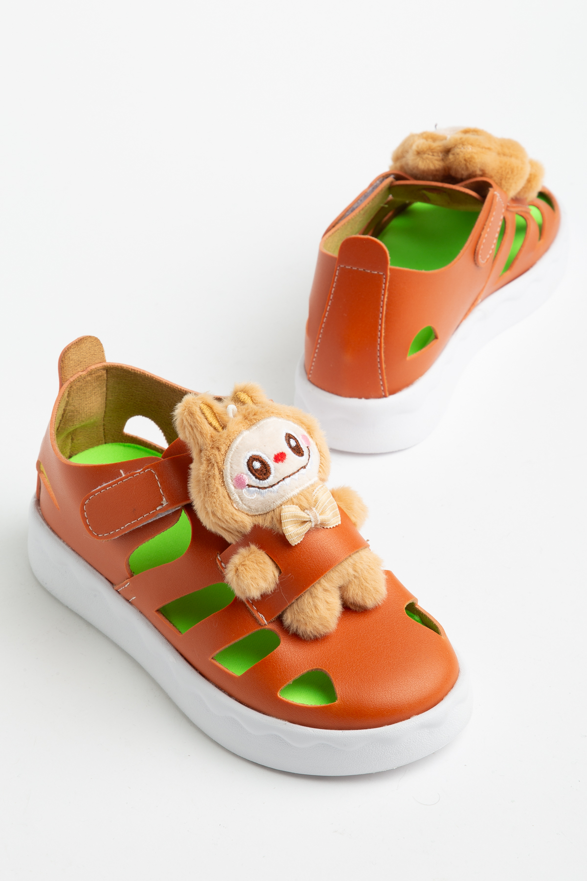 Çocuk Unisex Turuncu Hafif Taban Ayıcık Detaylı Cırtlı Sandalet