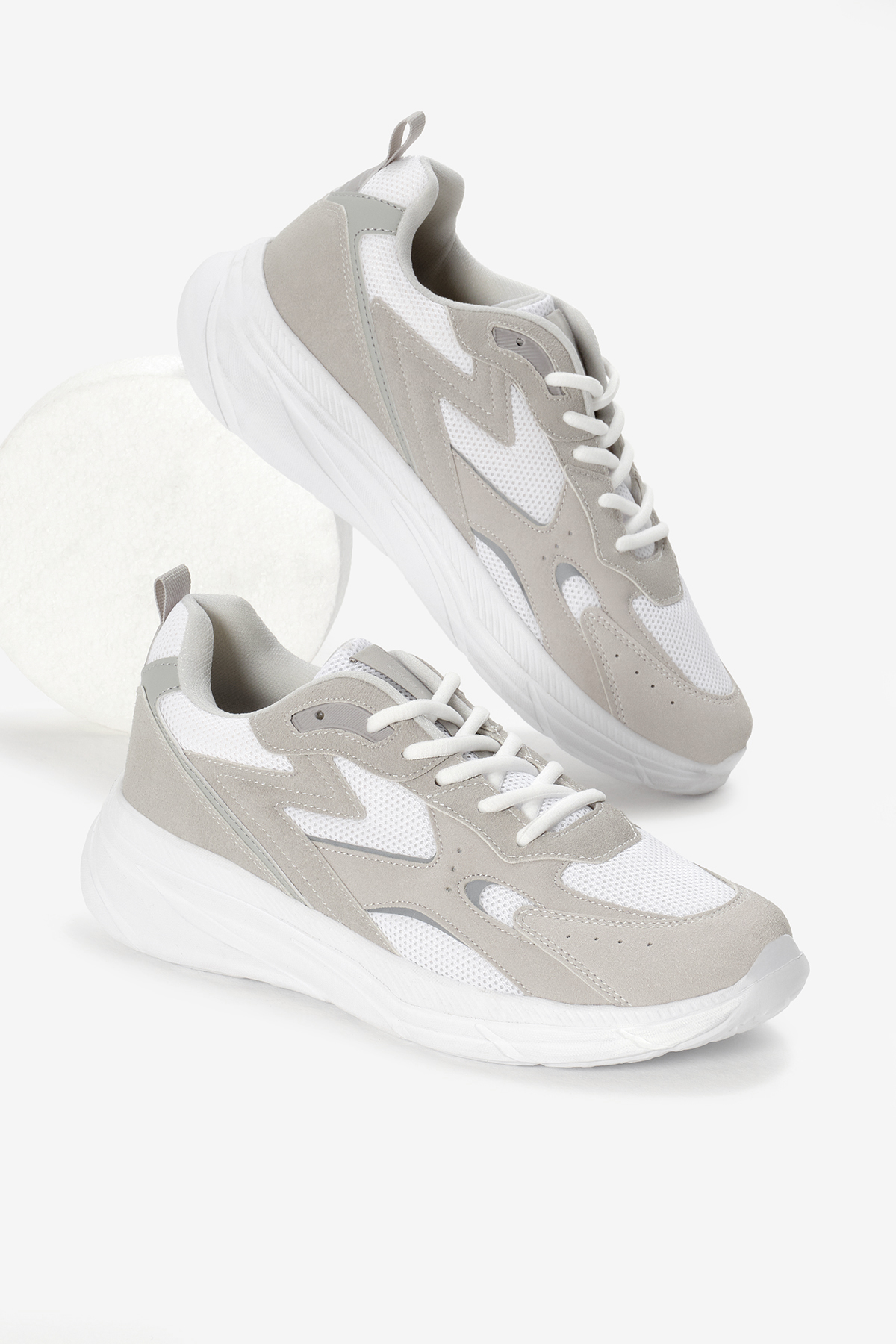 Erkek Gri Beyaz Faylon Taban Nefes Alabilen Kumaş Reflektörlü Dalgalı Desenli Spor Ayakkabı