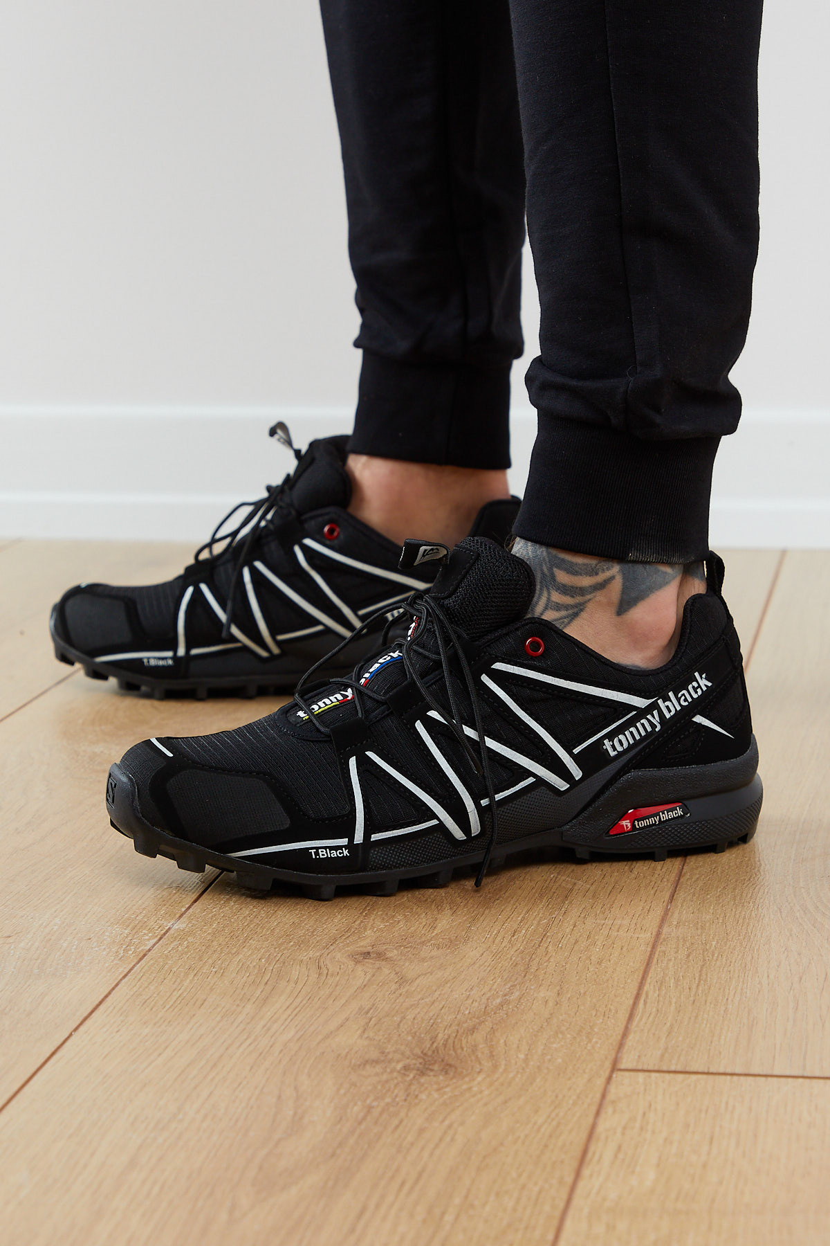 Erkek Siyah Beyaz Rahat Kalıp Şeritli Lastik Bağcıklı Trekking Ayakkabı