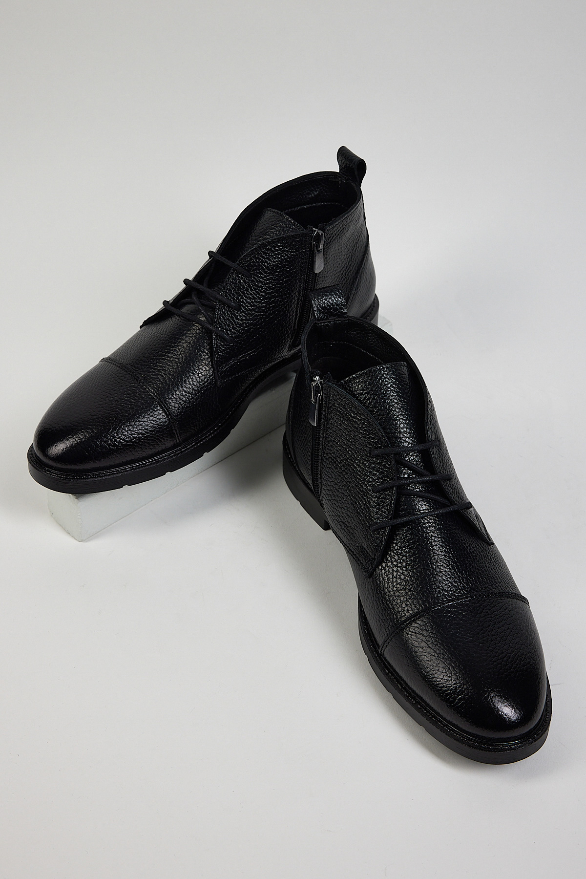 Erkek Siyah Rahat Kalıp Hakiki Deri Bağcıklı ve Fermuarlı Bot