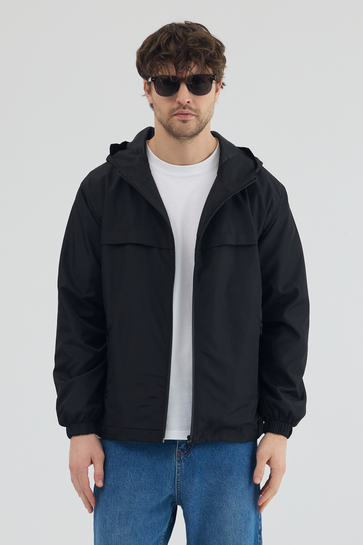 Erkek Siyah Rüzgar ve Su Geçirmez Rahat Kalıp Yağmurluk