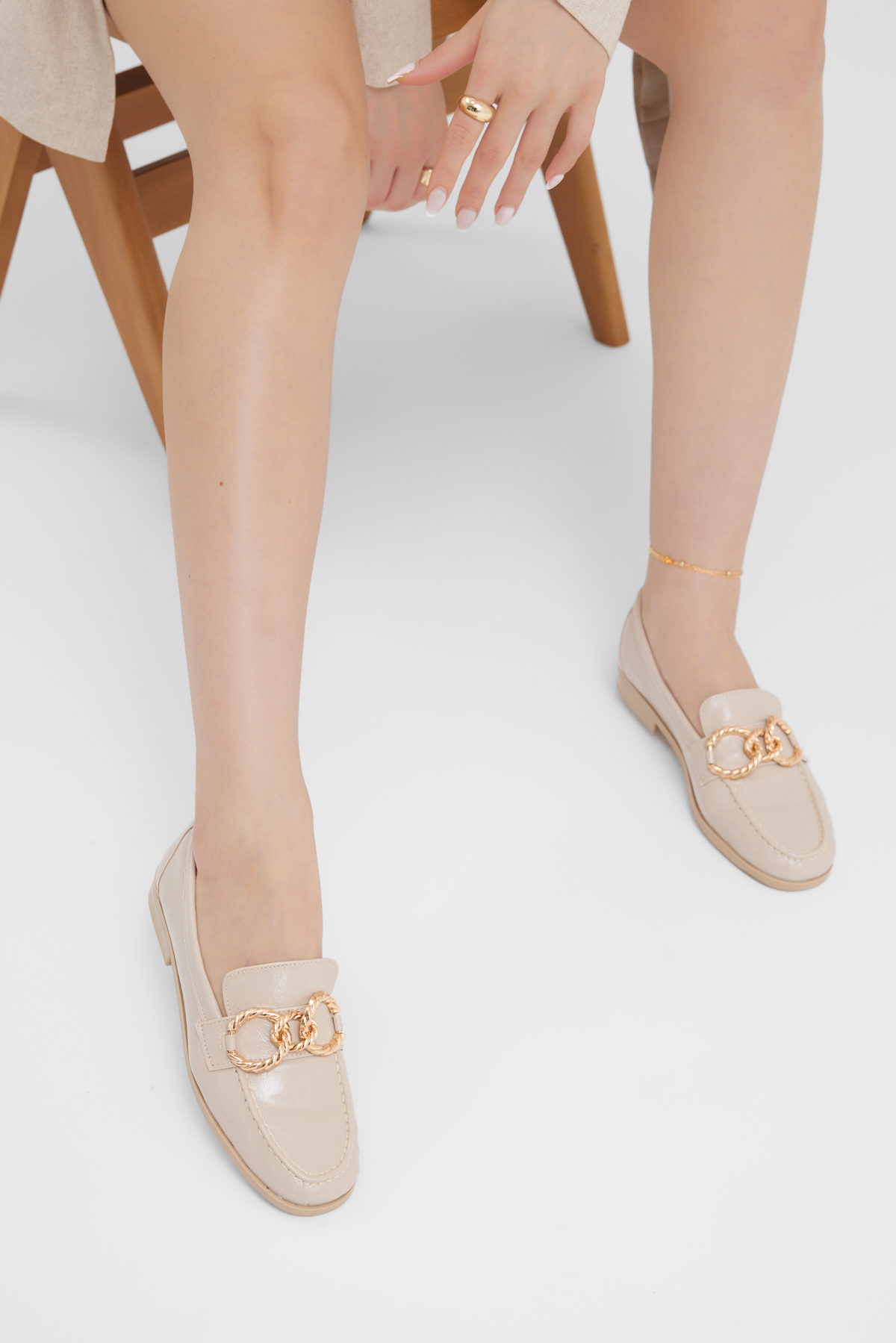 Kadın Bej Kadın Deri Loafer Toka Detaylı Rahat Günlük Babet