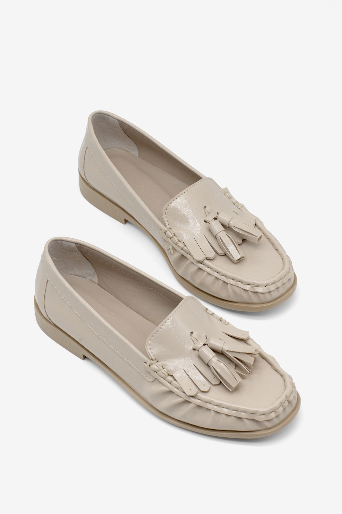 Kadın Bej Kadın Püskül Detaylı Rahat Kalıp Loafer Ayakkabı