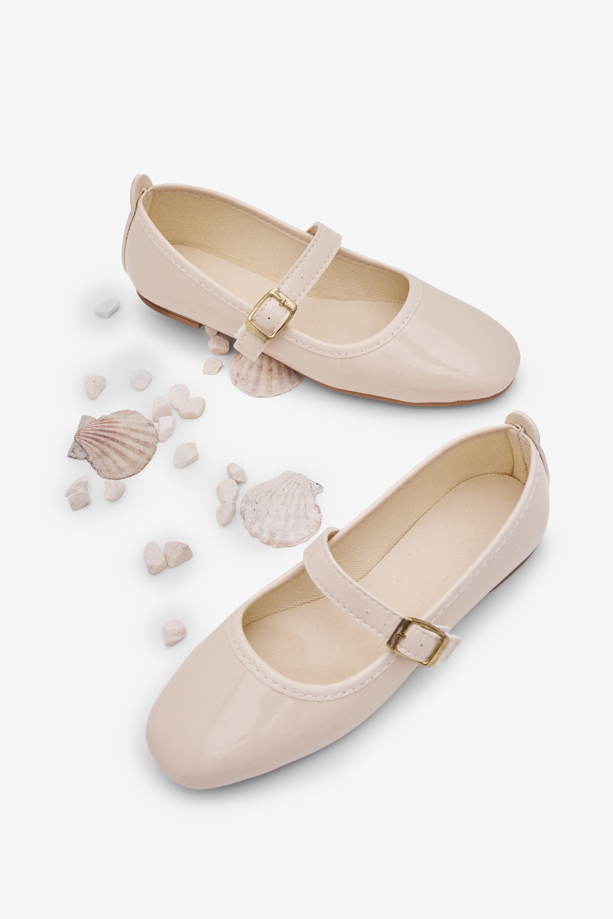 Kadın Bej Kadın Üstten Kemerli Tokalı Rahat Günlük Babet