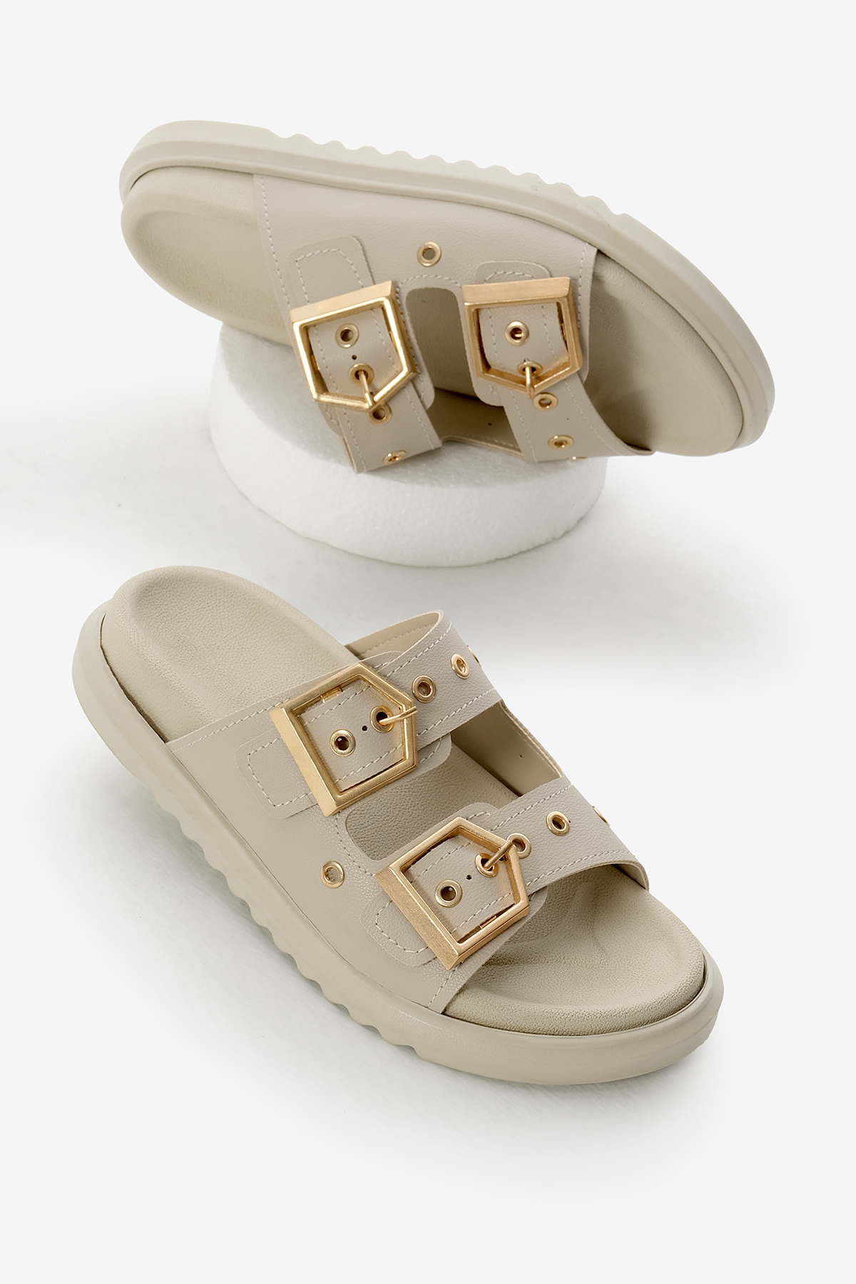 Kadın Bej Poli Taban Çift Bantlı Tokalı Terlik