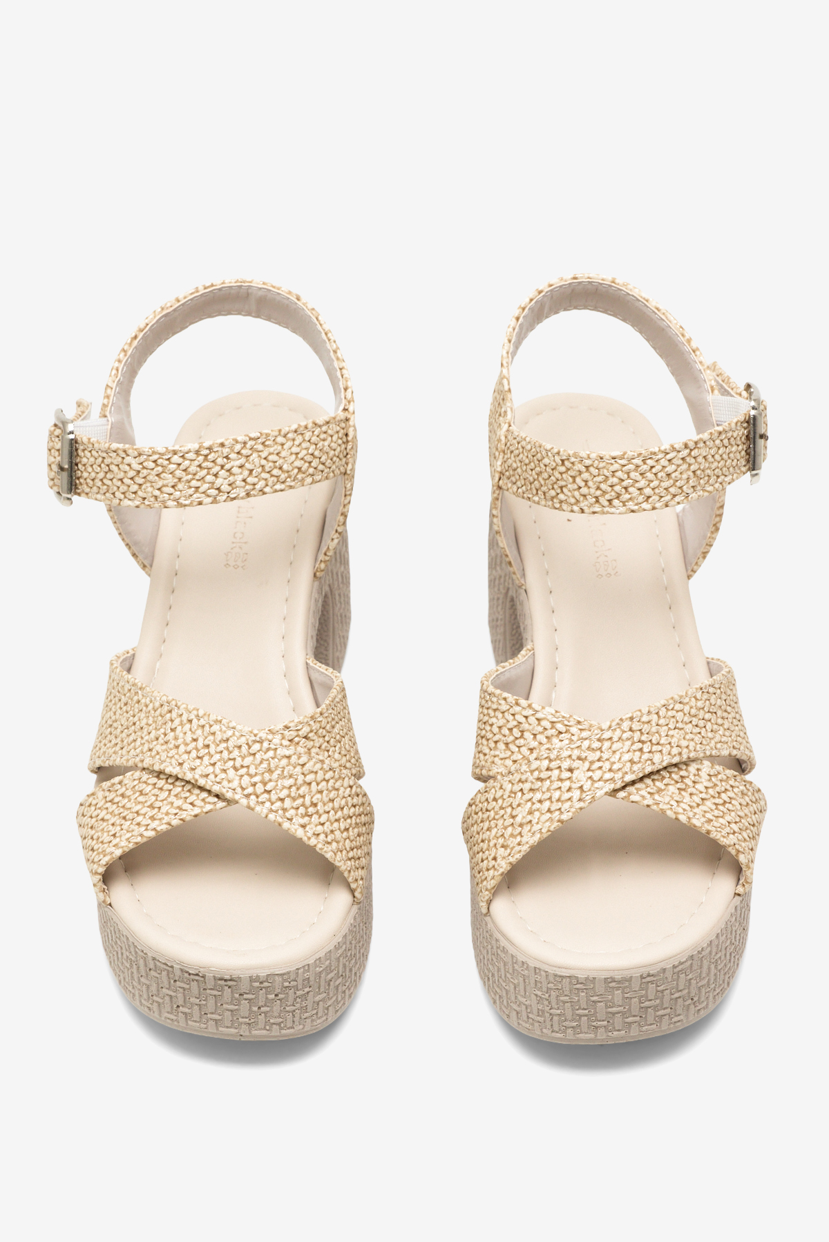 Kadın Bej Rahat Kalıp Çift Bantlı Tokalı Ayakkabı