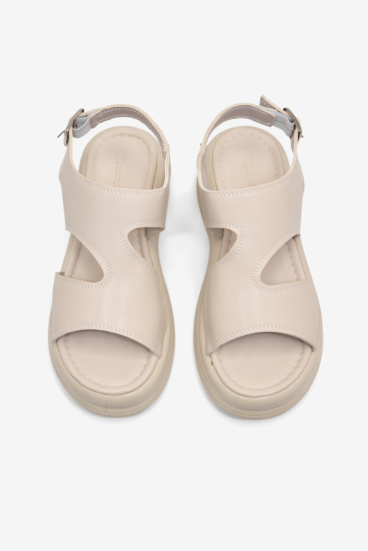 Kadın Bej Rahat Kalıp Düz Tokalı Sandalet