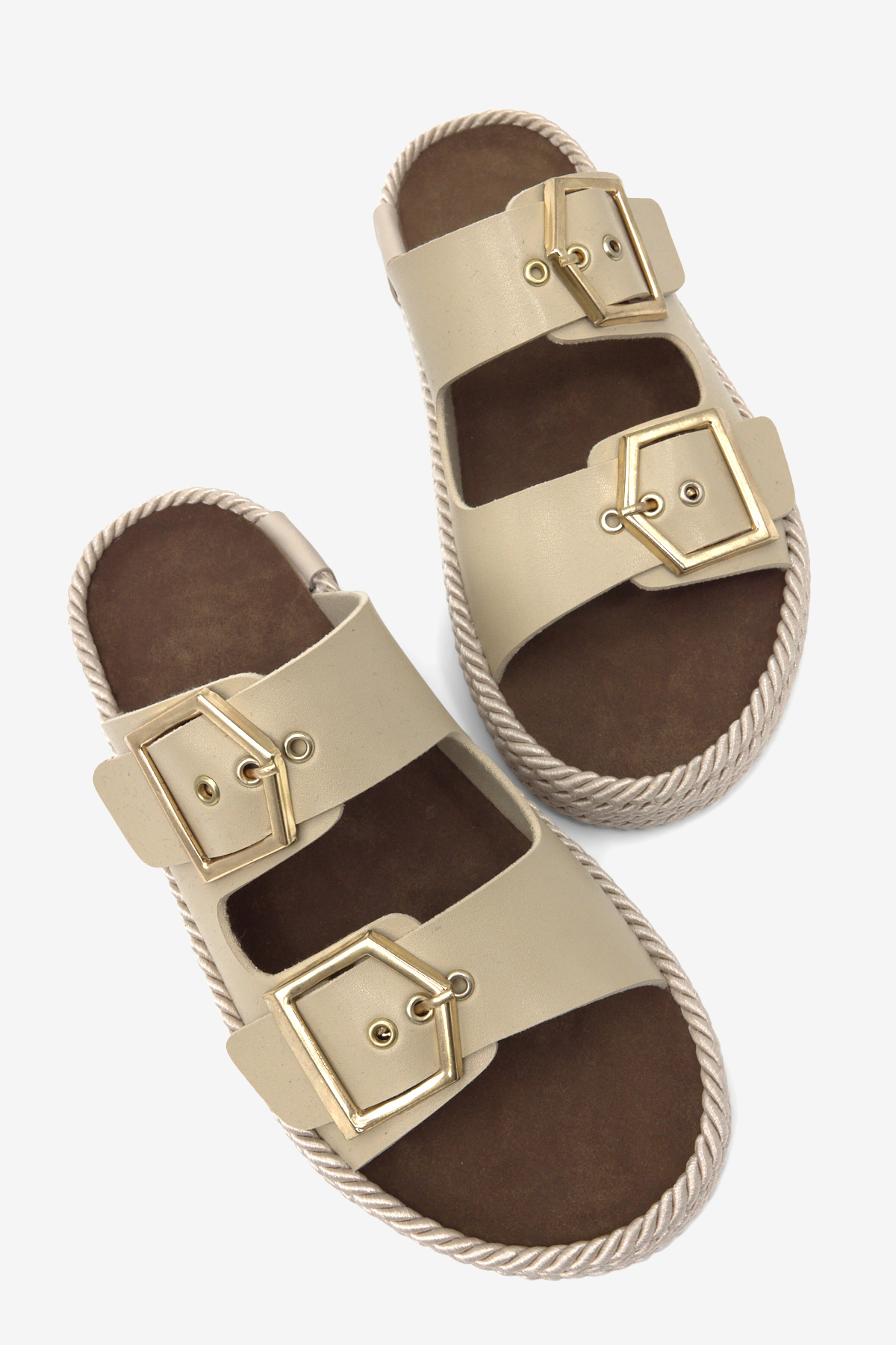 Kadın Bej Rahat Kalıp Hazır Taban Tokalı Terlik