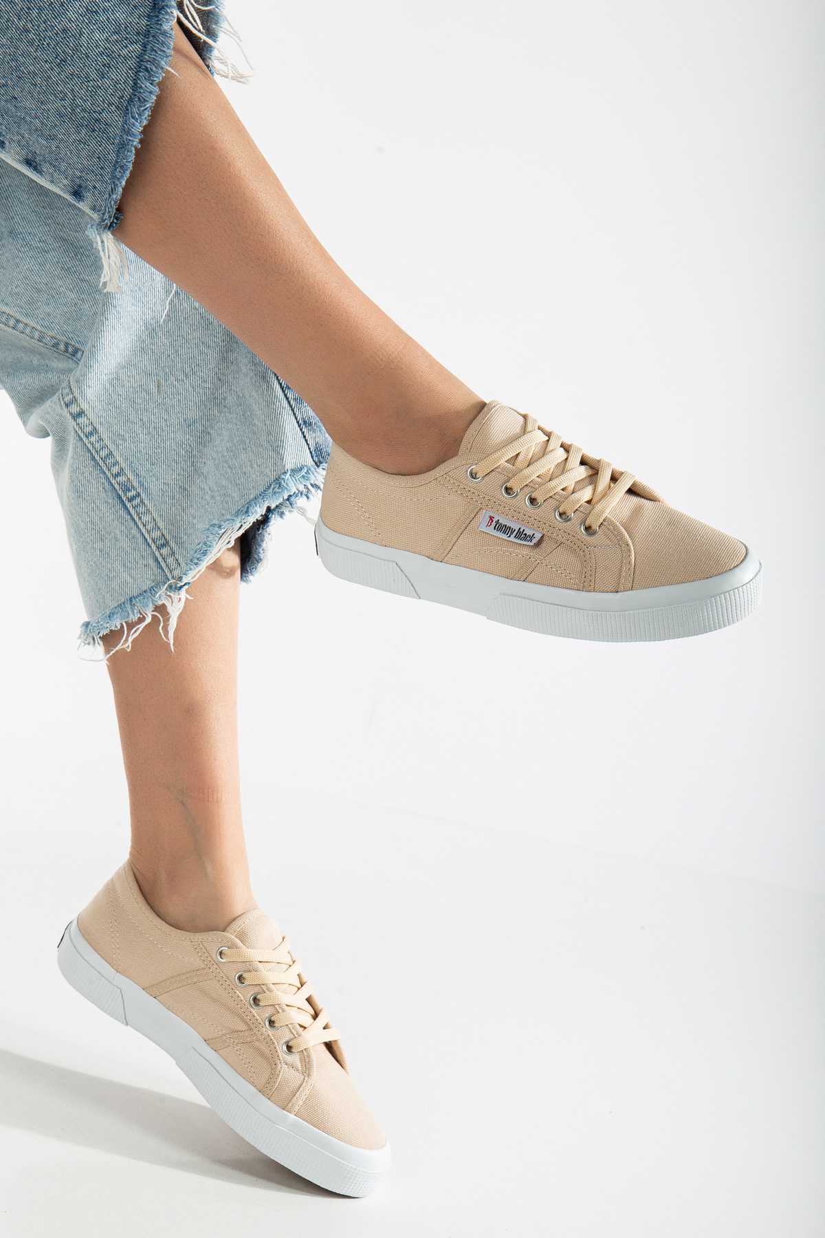 Kadın Bej Rahat Kalıp Krep Taban Bağcıklı Keten Günlük Ayakkabı