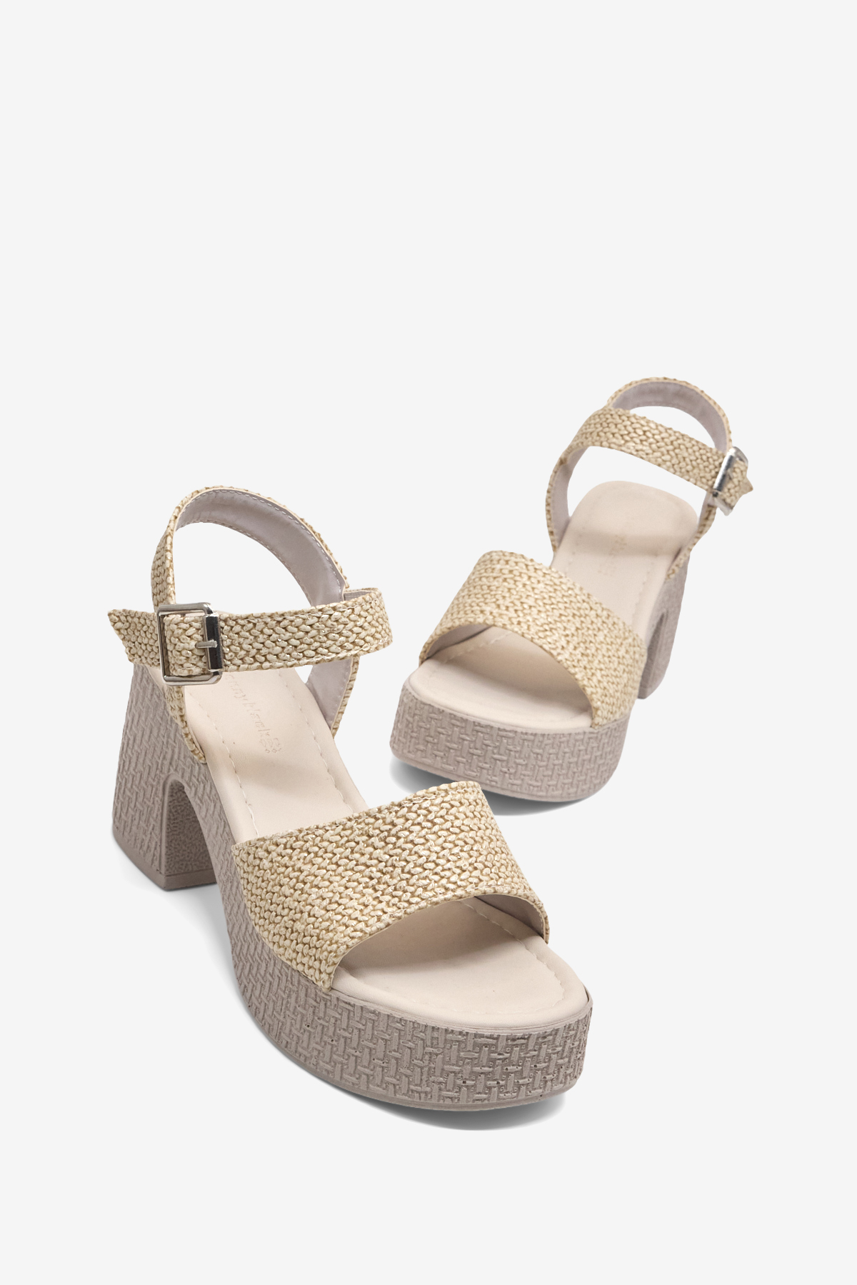 Kadın Bej Rahat Kalıp Örme Şeritli Tokalı Ayakkabı