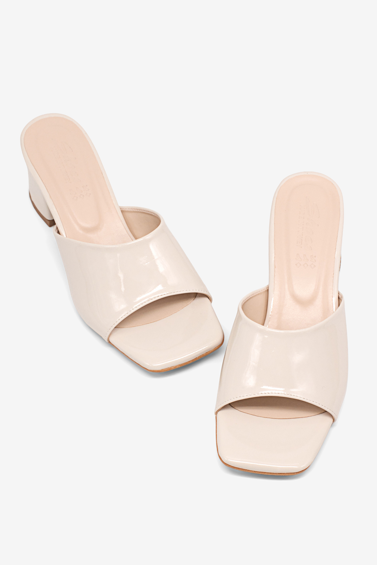 Kadın Bej Rahat Kalıp Topuklu Terlik