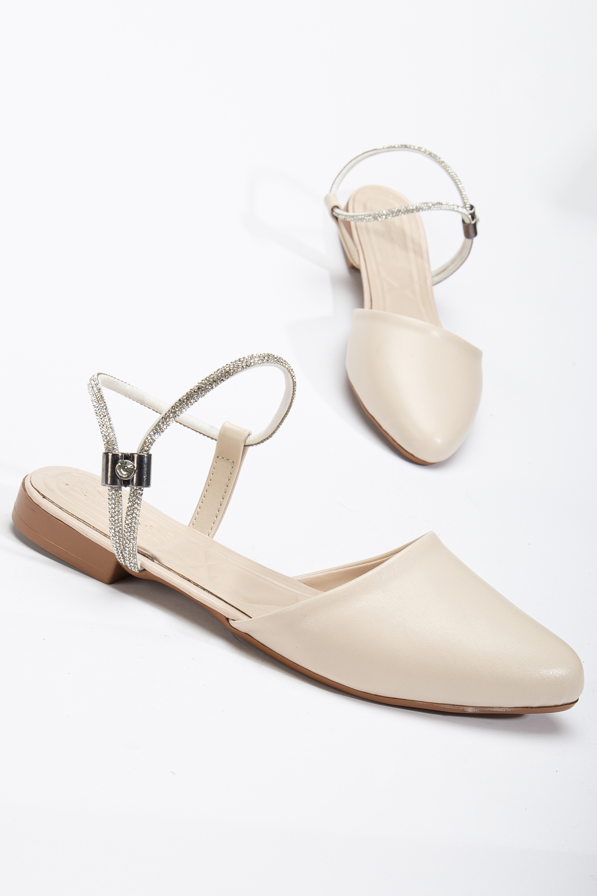 Kadın Bej Taş Halat Detaylı Babet