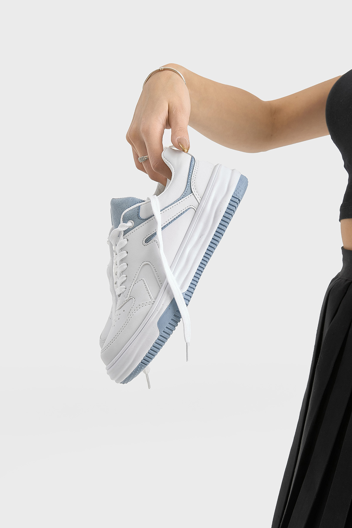 Kadın Beyaz Mavi Termo Taban Bağcıklı Spor Ayakkabı