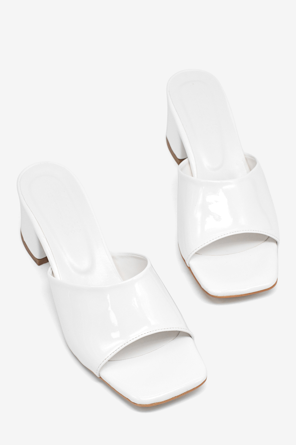 Kadın Beyaz Rahat Kalıp Topuklu Terlik