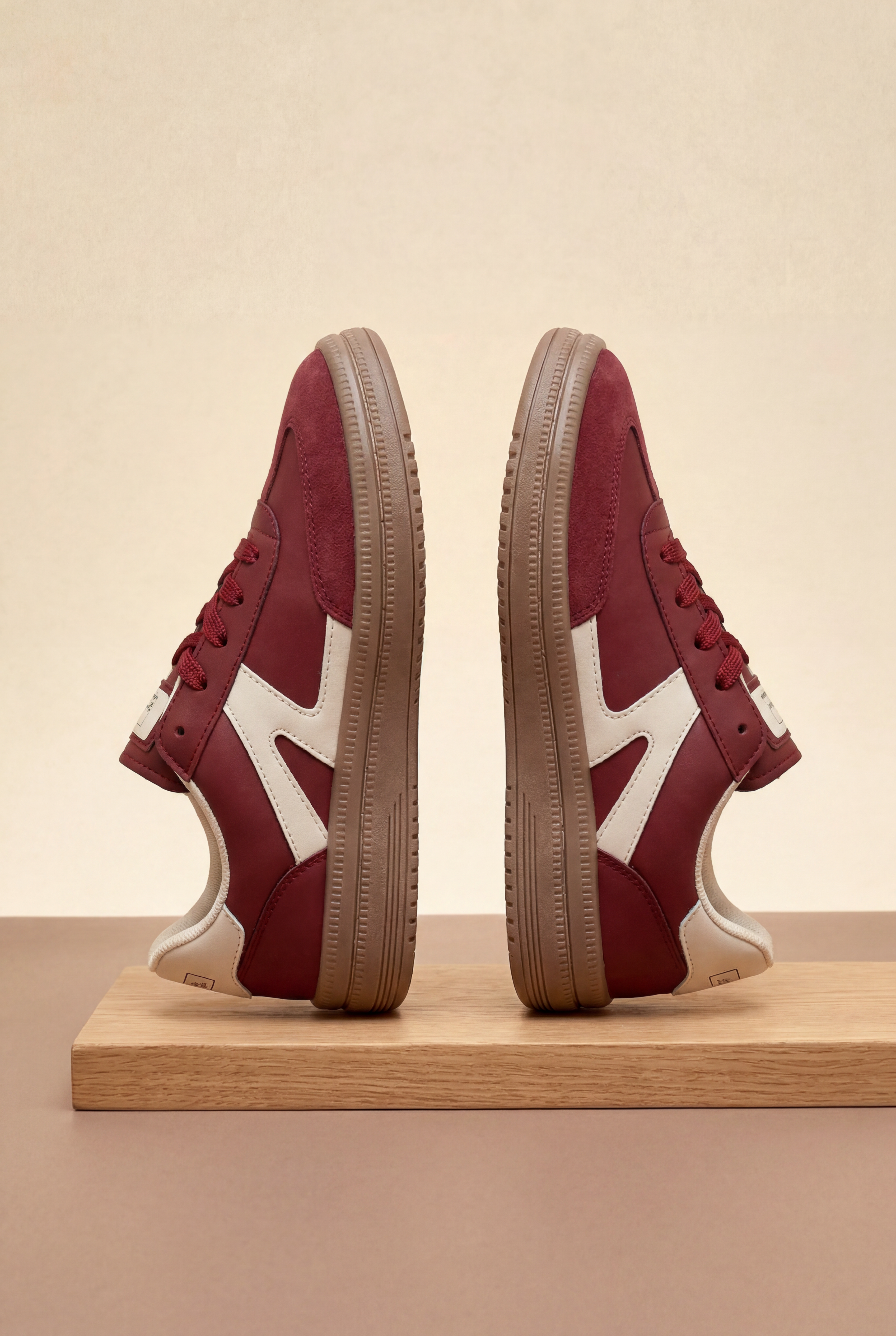 Kadın Bordo Bej Rahat Kalıp Kauçuk Taban Bağcıklı Sneaker