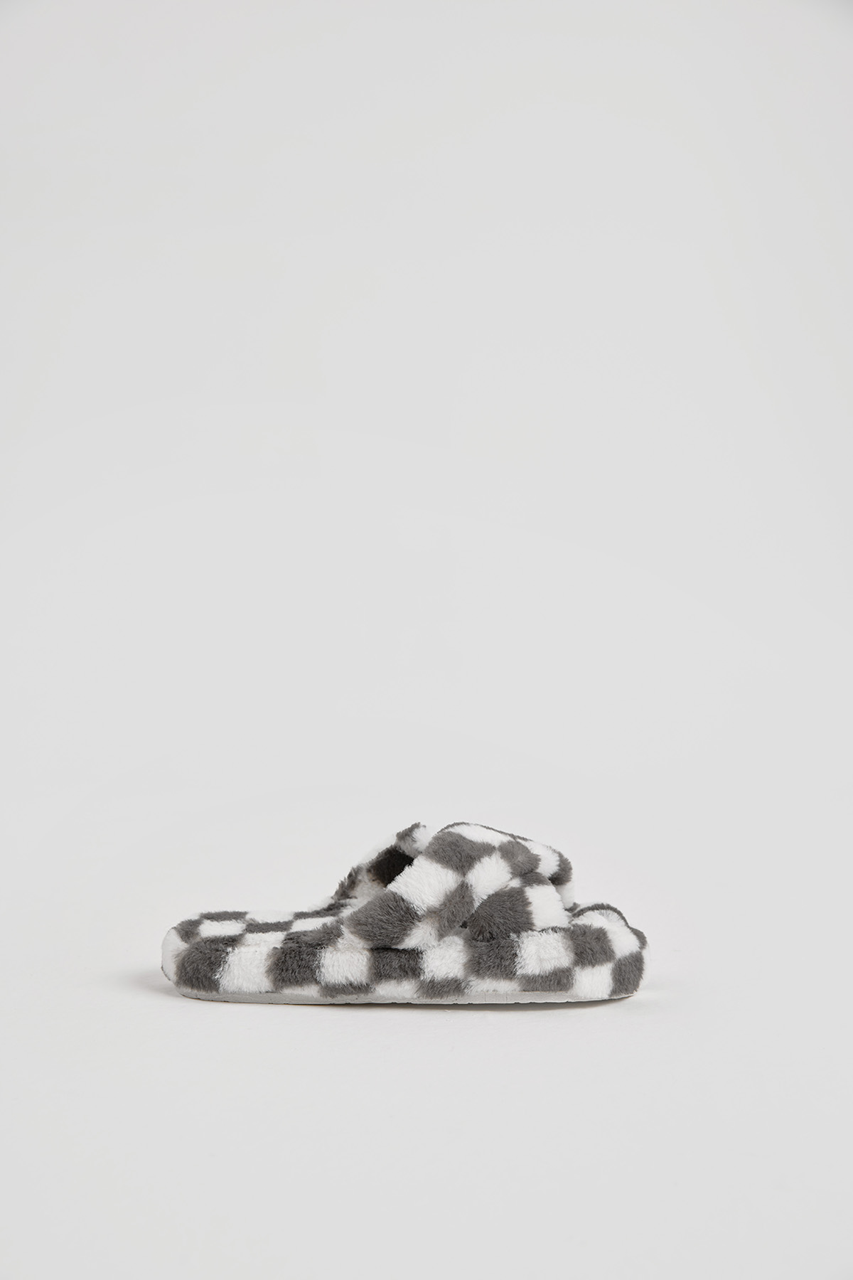 Kadın Füme Kroko Desenli Çapraz Peluş Ev Terliği