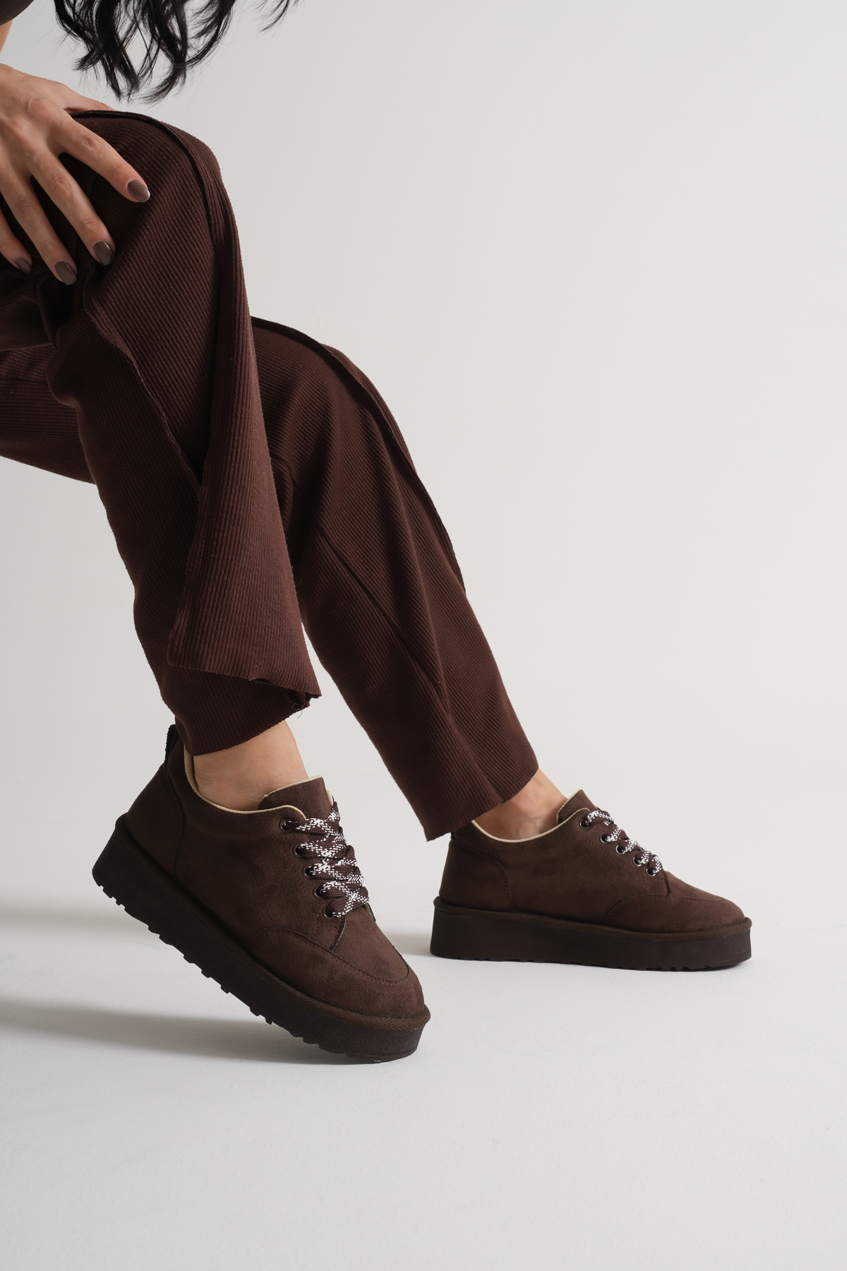 Kadın Kahve Kalın Poli Taban Bağcıklı Günlük Ayakkabı