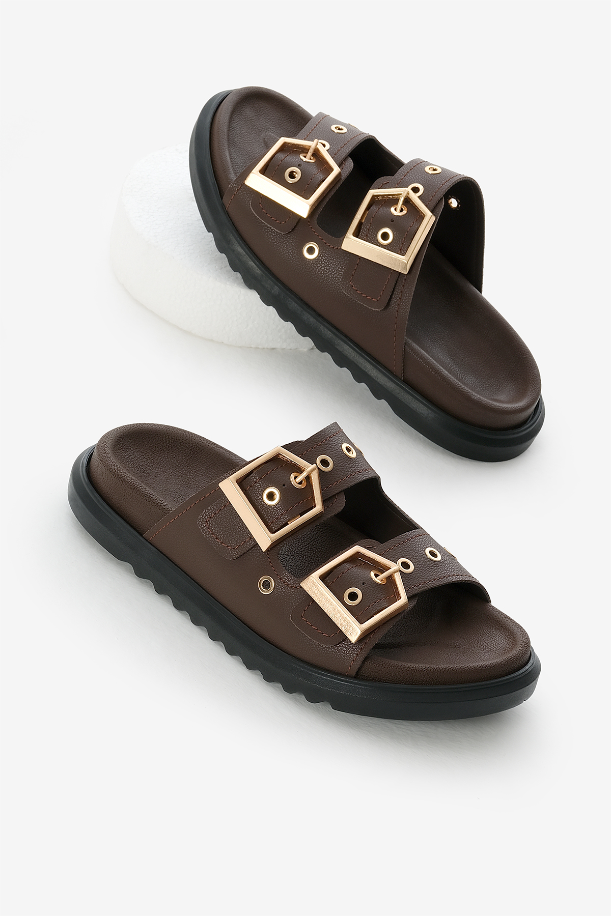 Kadın Kahve Poli Taban Çift Bantlı Tokalı Terlik