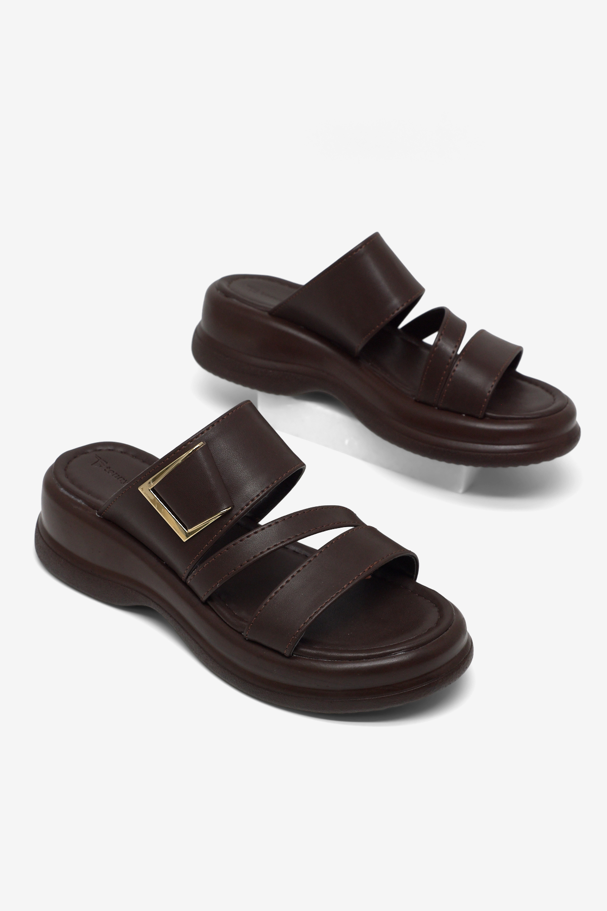 Kadın Kahve Rahat Kalıp Tokalı Çift Bantlı Terlik