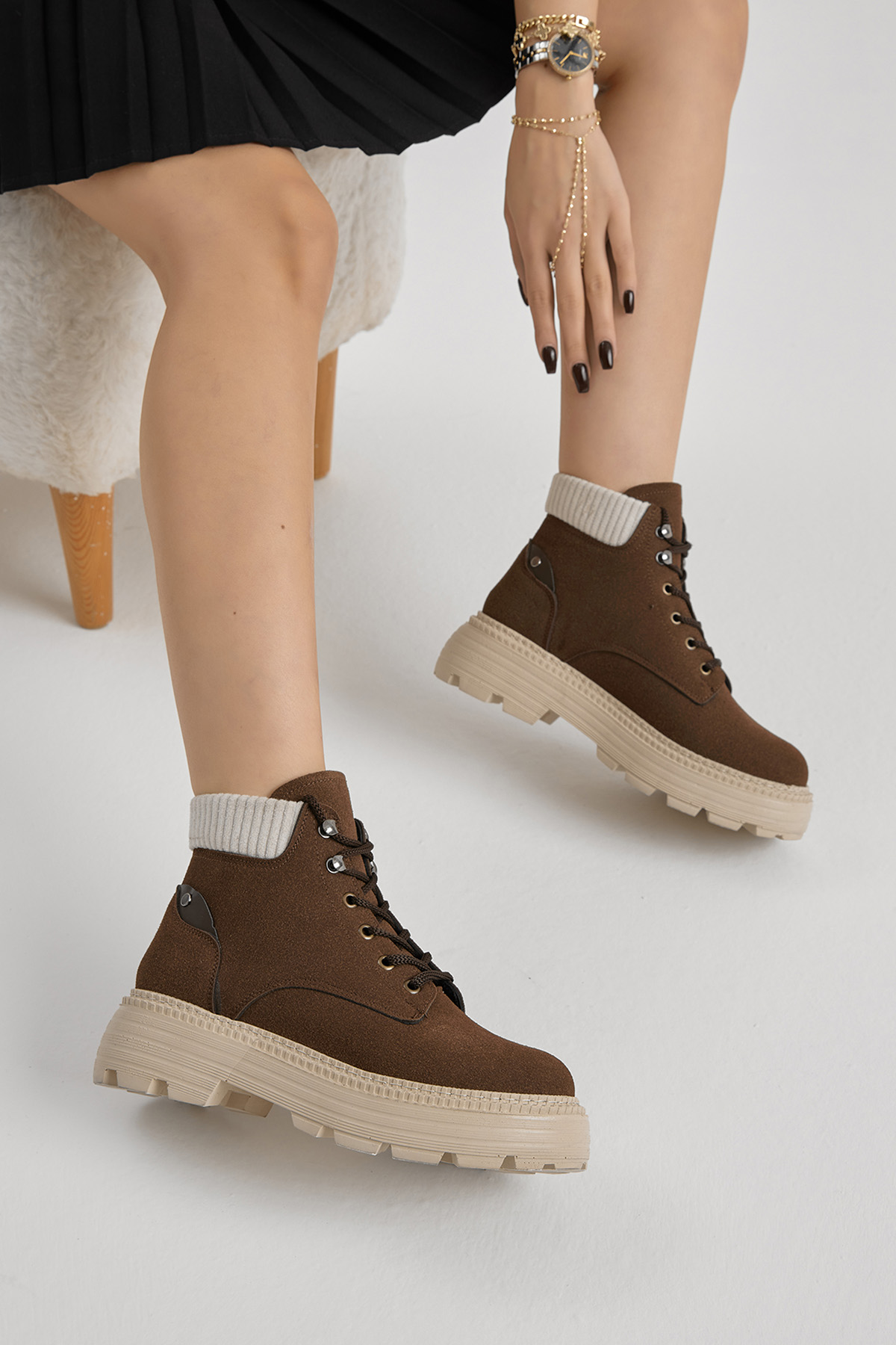 Kadın Kahve Süet Kalın Poli Taban Bileği Lastikli Bağcıklı Bot