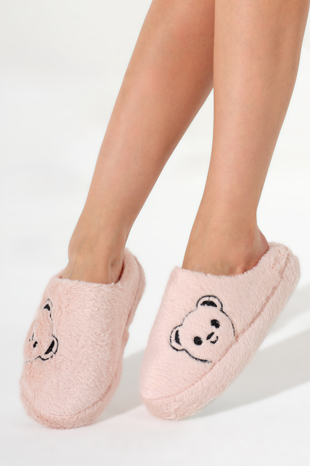 Kadın Pudra Ayıcık Desenli Önü Kapalı Peluş Ev Terliği