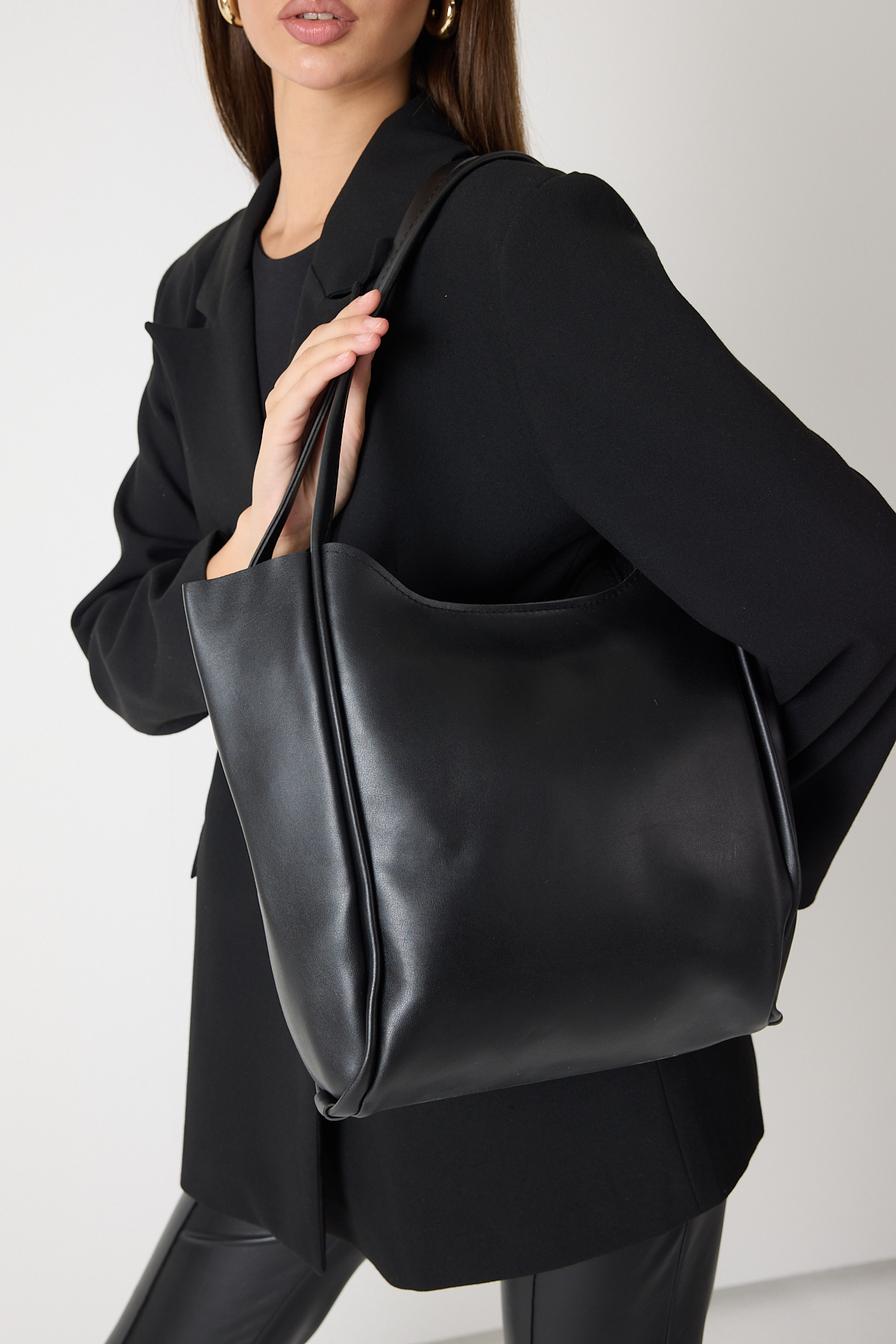 Kadın Siyah Çift Saplı Suni Deri Omuz Çantası