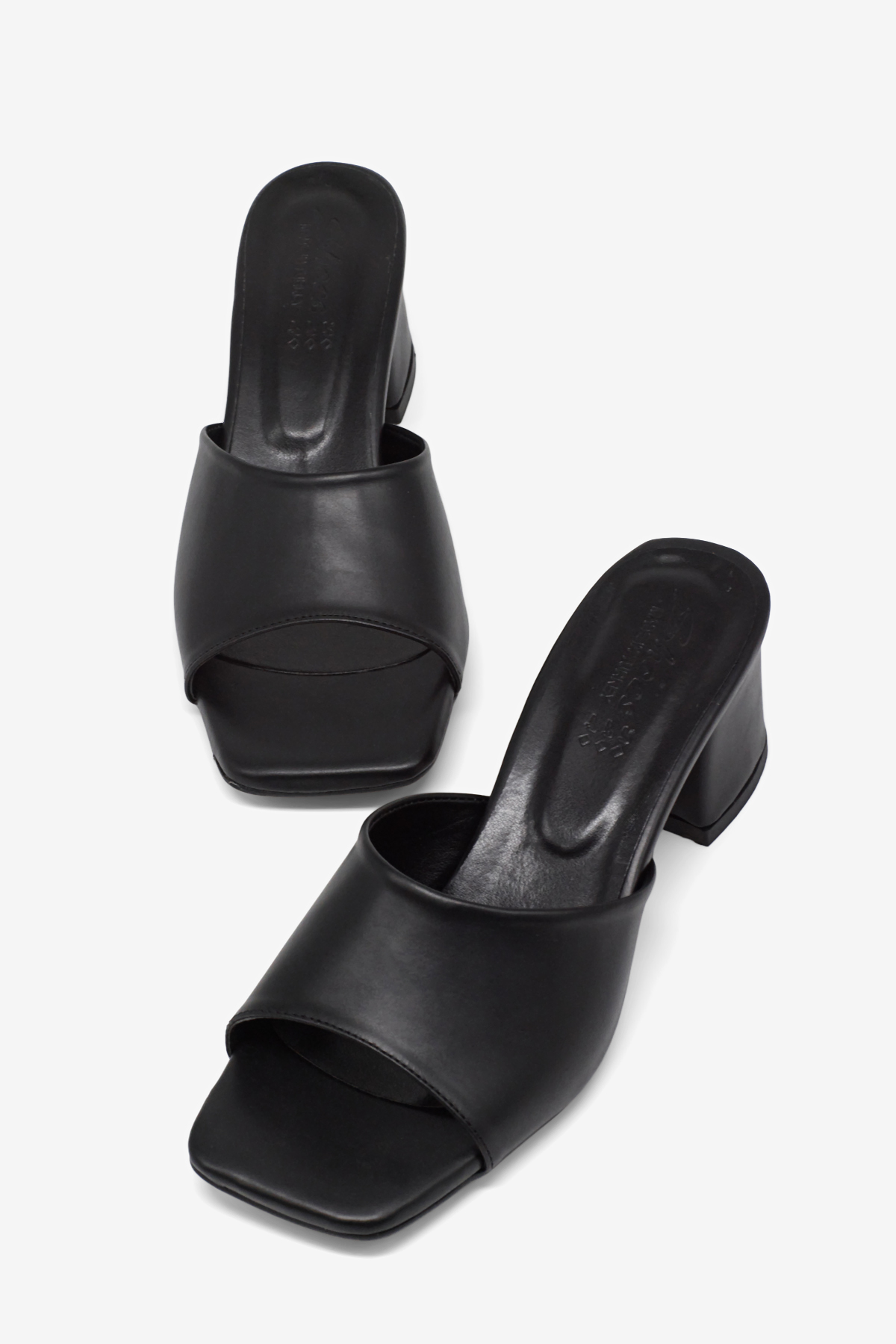 Kadın Siyah Cilt Rahat Kalıp Topuklu Terlik