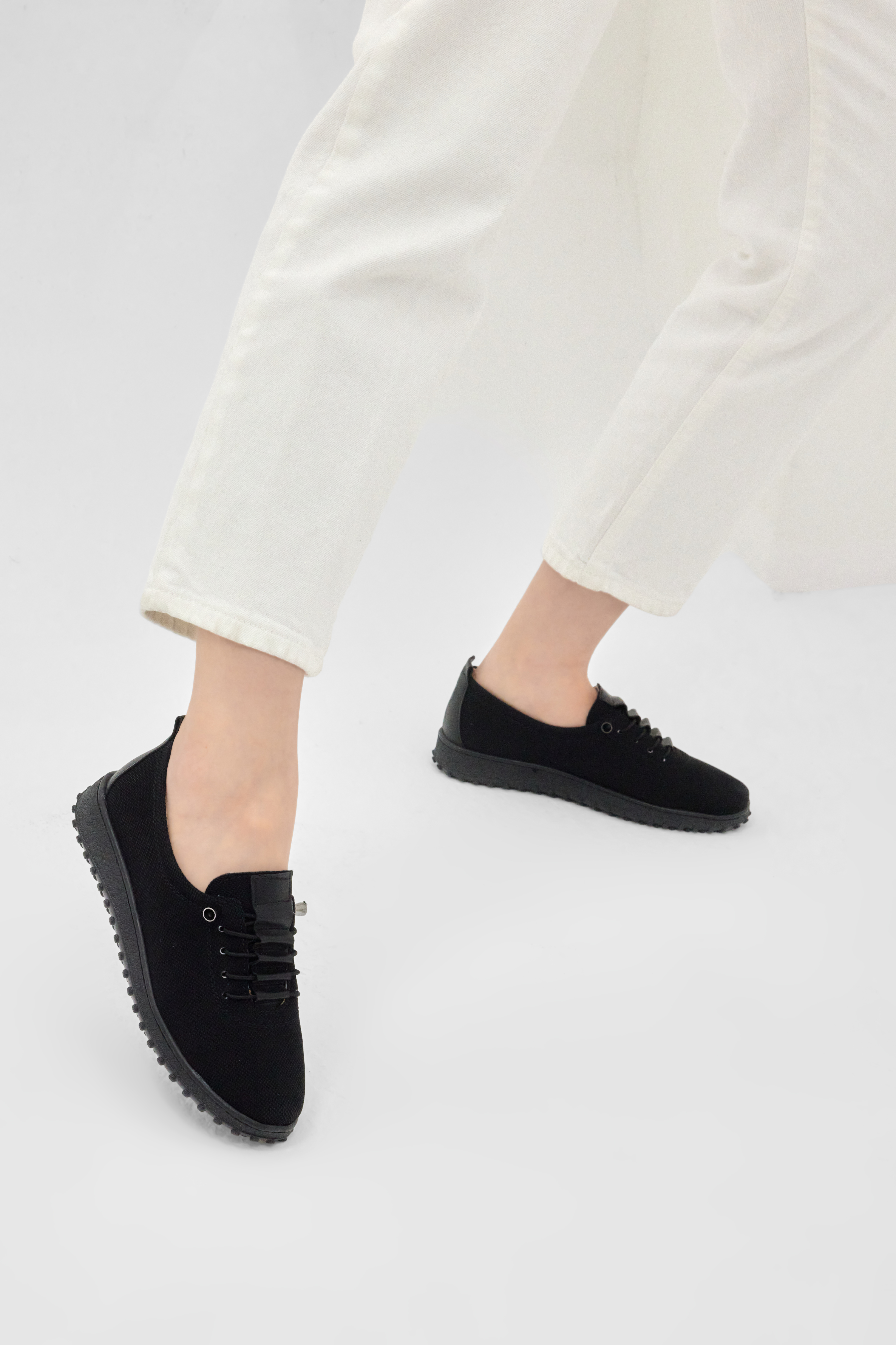 Kadın Siyah Cilt Termo Taban Rahat Kalıp Günlük Babet