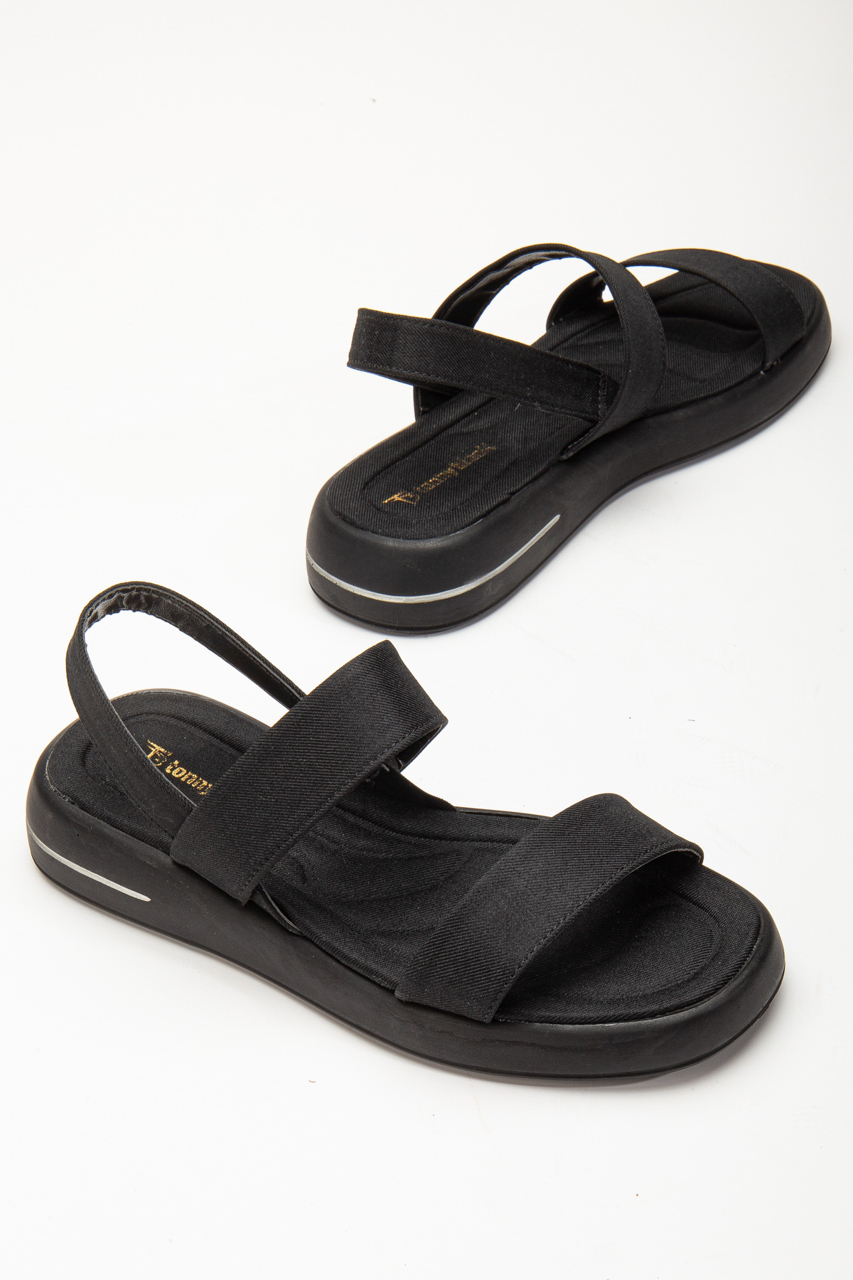 Kadın Siyah Keten Rahat Kalıp Poli Taban Çift Bantlı Sandalet