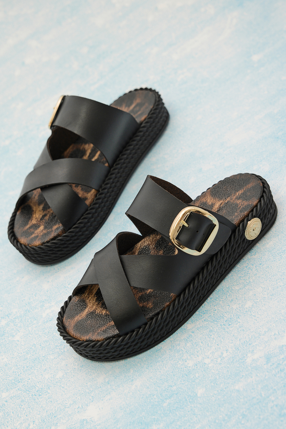 Kadın Siyah Poli Taban Rahat Dolgu Taban Çapraz Bantlı Terlik