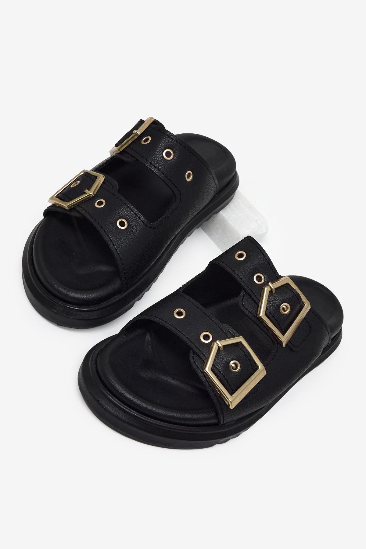 Kadın Siyah Rahat Kalıp Çift Bantlı Toka Detaylı Terlik