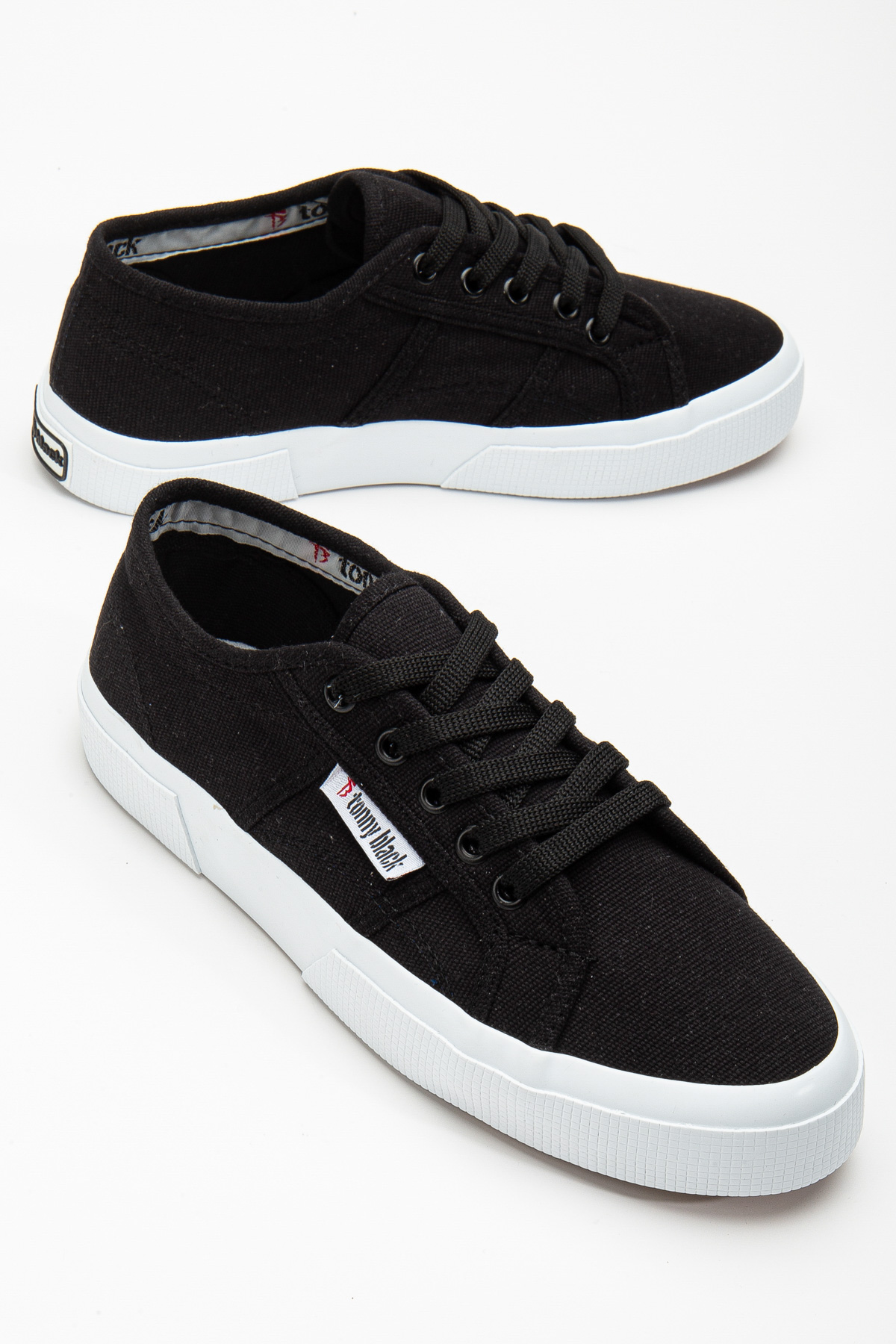 Kadın Siyah Rahat Kalıp Krep Taban Bağcıklı Keten Günlük Ayakkabı