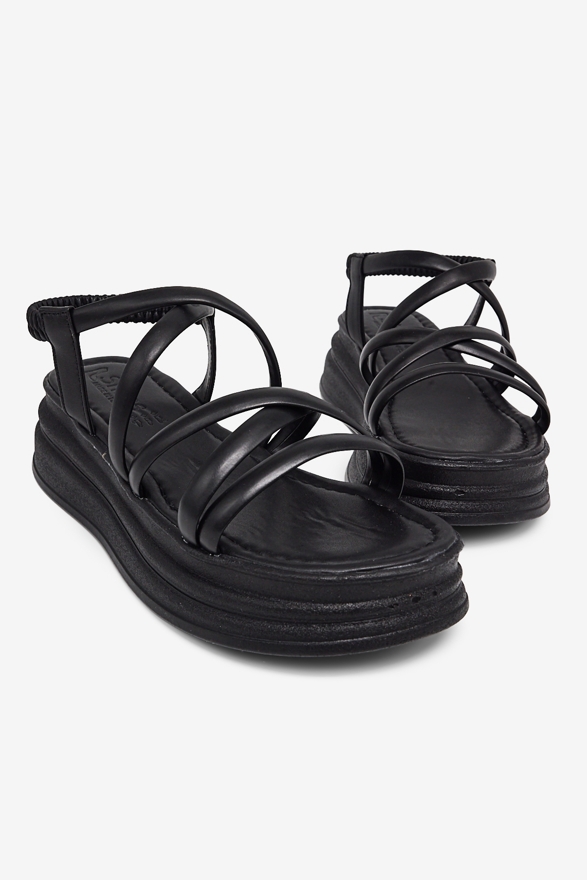 Kadın Siyah Rahat Kalıp Yüksek Taban Çapraz Sandalet