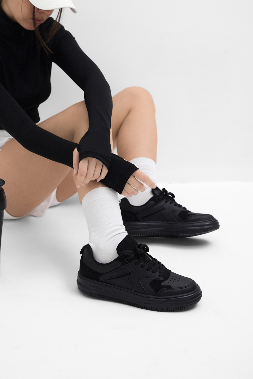 Kadın Siyah Termo Taban Bağcıklı Spor Ayakkabı