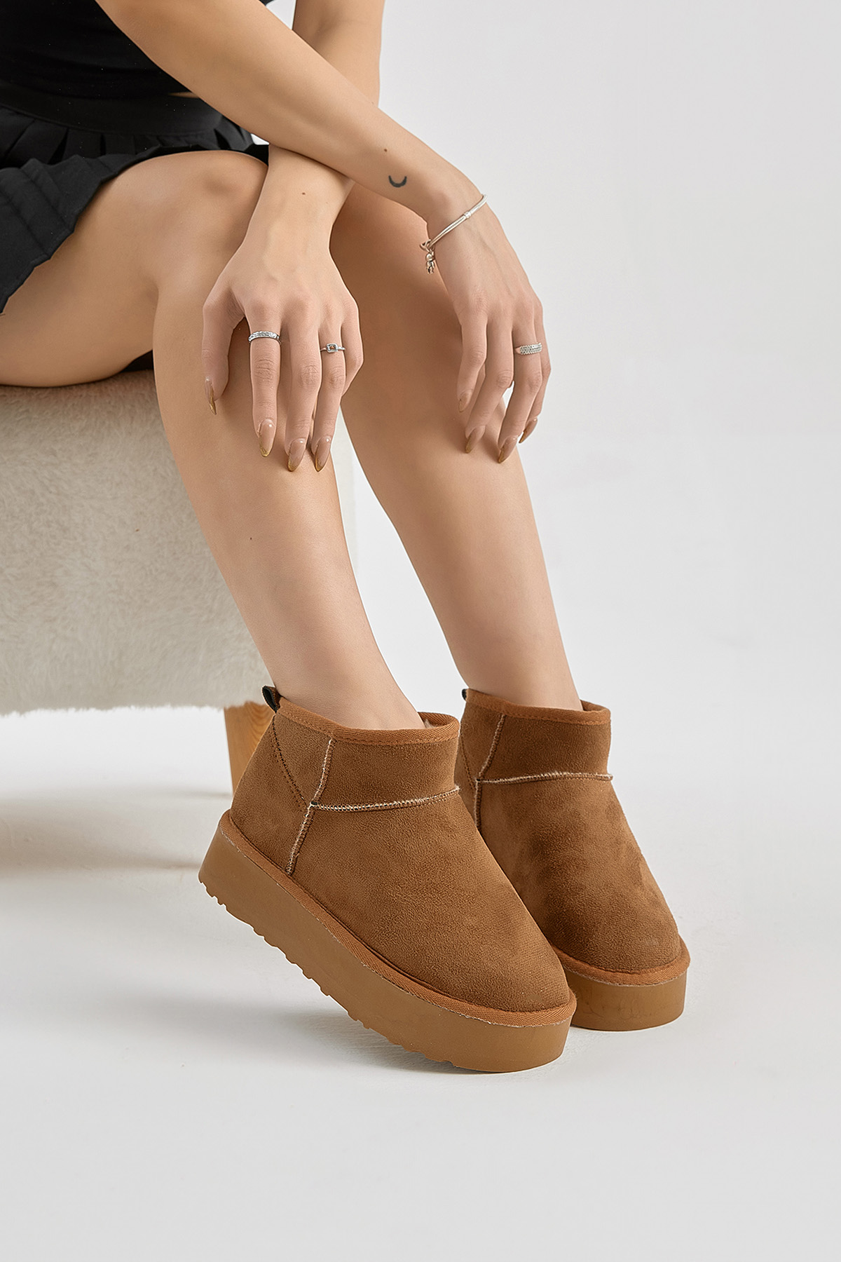 Kadın Taba Kalın Poli Taban İçi Kürklü Süet Görünümlü Bot