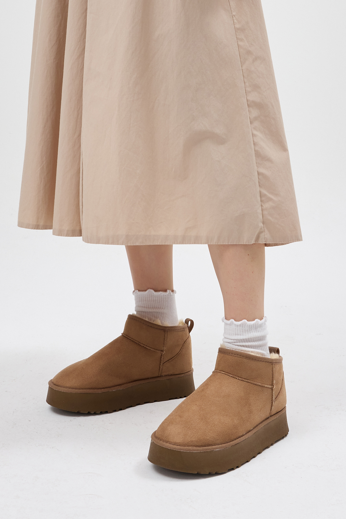 Kadın Vizon Kalın Poli Taban İçi Kürklü Süet Görünümlü Bot