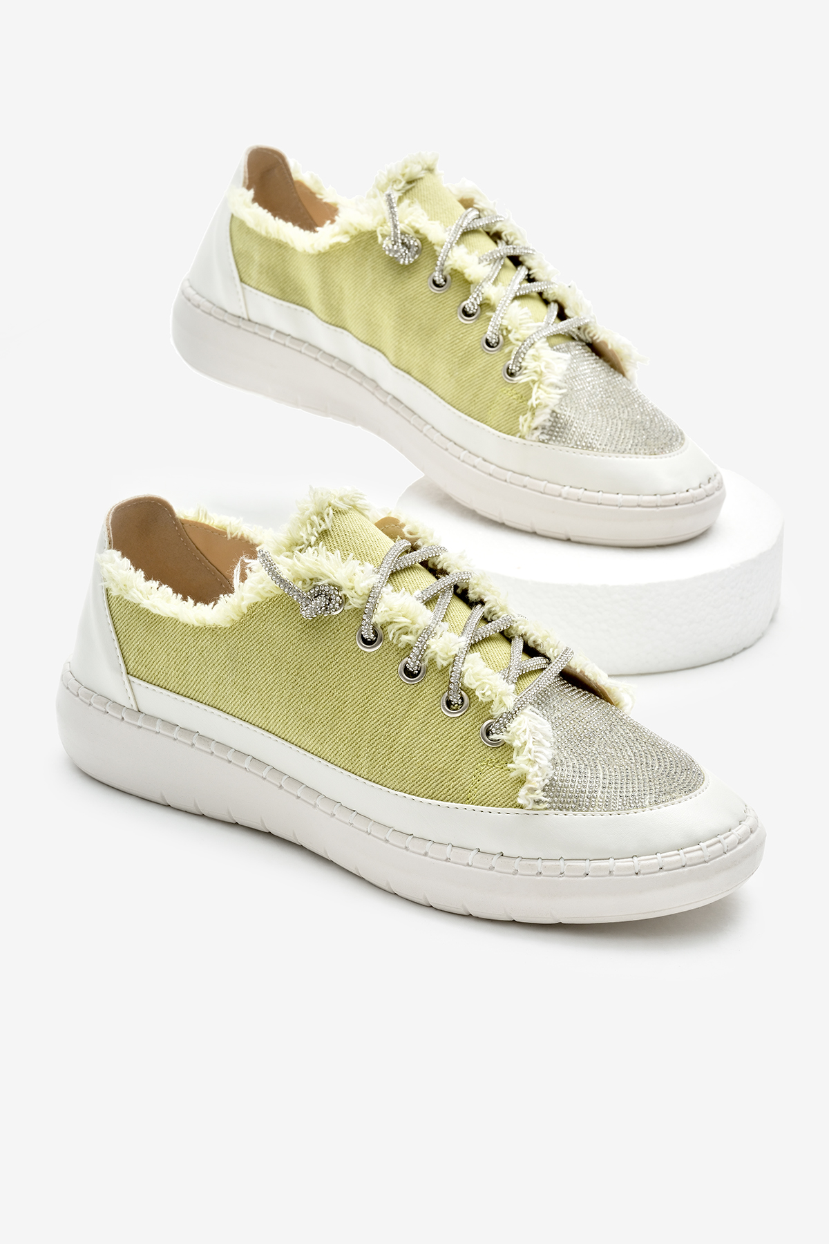 Kadın Yeşil Poli Taban Denim Kumaş Taşlı Bağcıklı Spor Ayakkabı