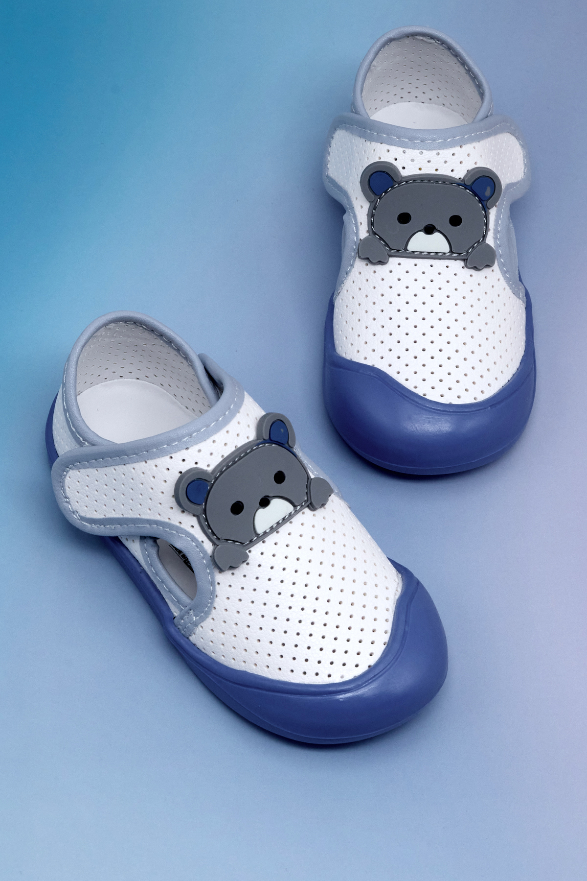 Kız Çocuk Beyaz Mavi Ayıcık Detaylı Rahat Kalıp İlk Adım Sneaker