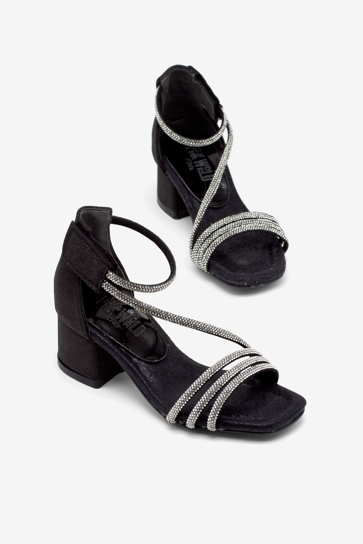 Kız Çocuk Siyah Rahat Kalıp Çapraz Bantlı Topuklu Ayakkabı