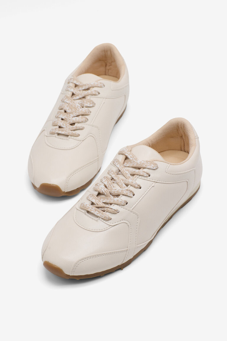 Kadın Bej Cilt Kauçuk Taban Nefes Alabilen Bağcıklı Sneaker