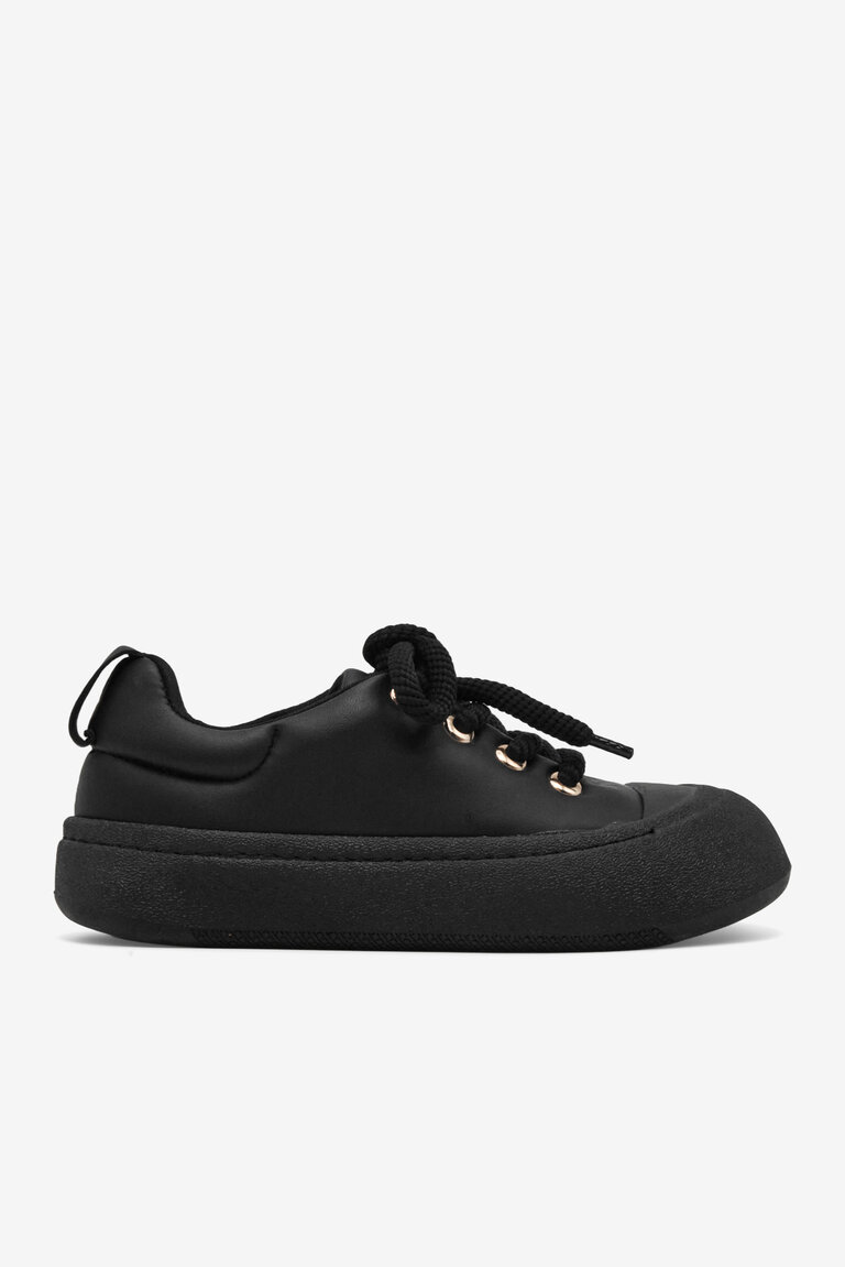 Kadın Siyah Rahat Kalıp Kauçuk Taban Bağcıklı Sneaker