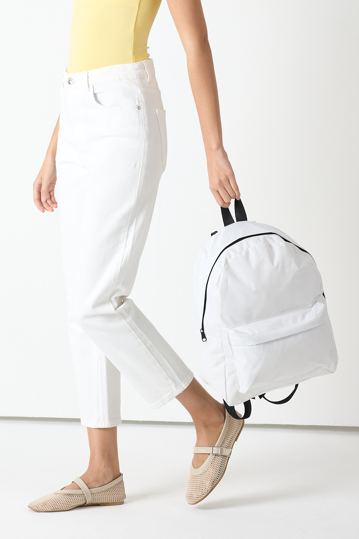 Unisex Beyaz Önü Fermuarlı İki Bölmeli Sırt Çantası
