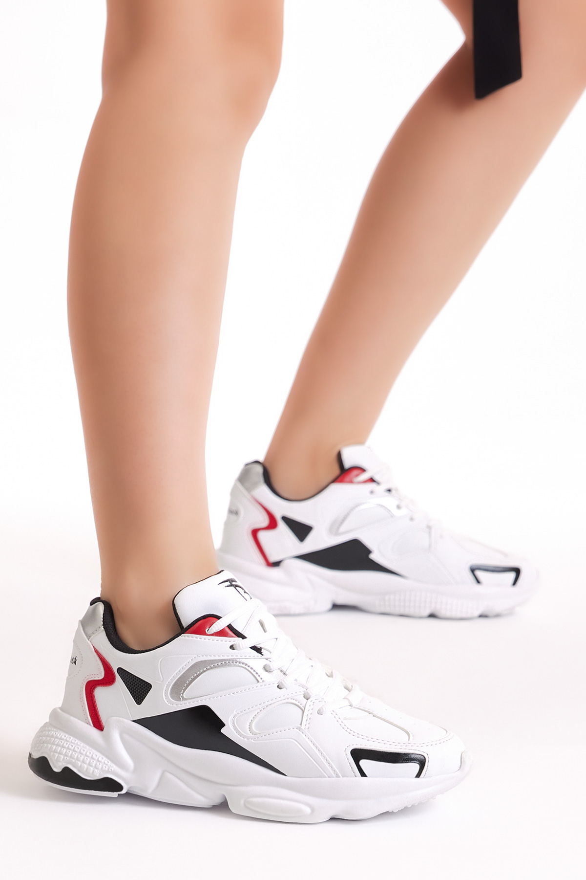 Unisex Beyaz Siyah Rahat Kalıp Yüksek Taban Bağcıklı Spor Ayakkabı